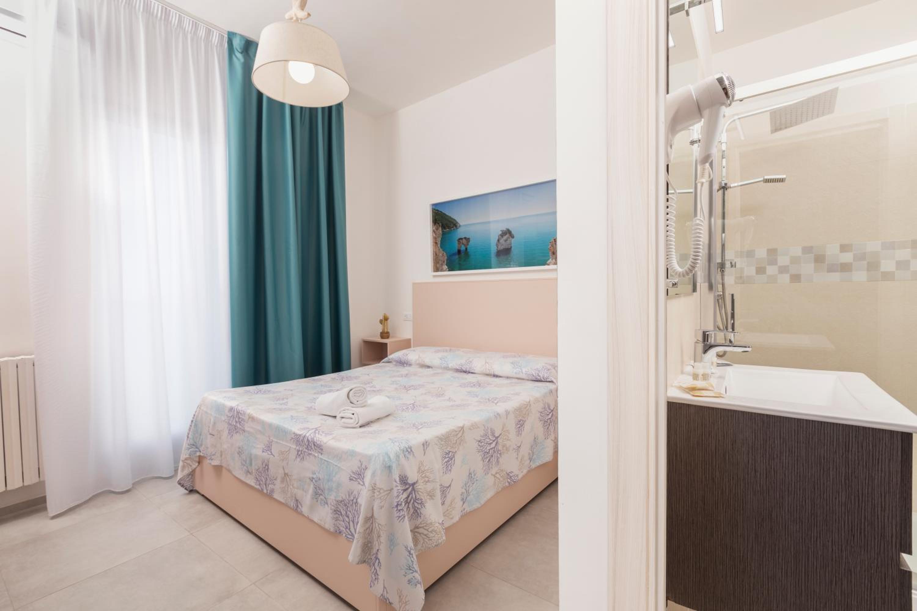 Double Room with Sea View photo 3