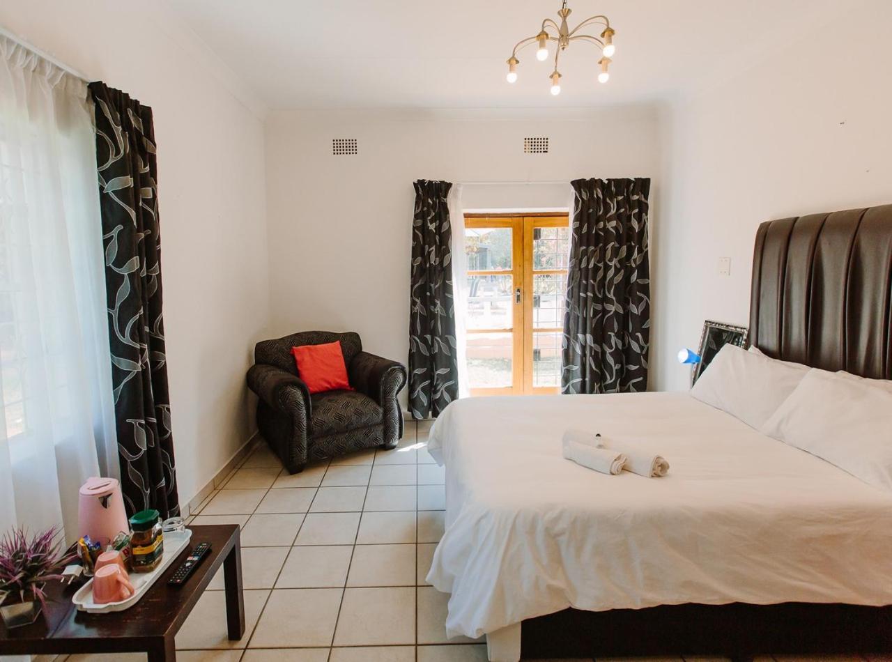 Double Room photo 2