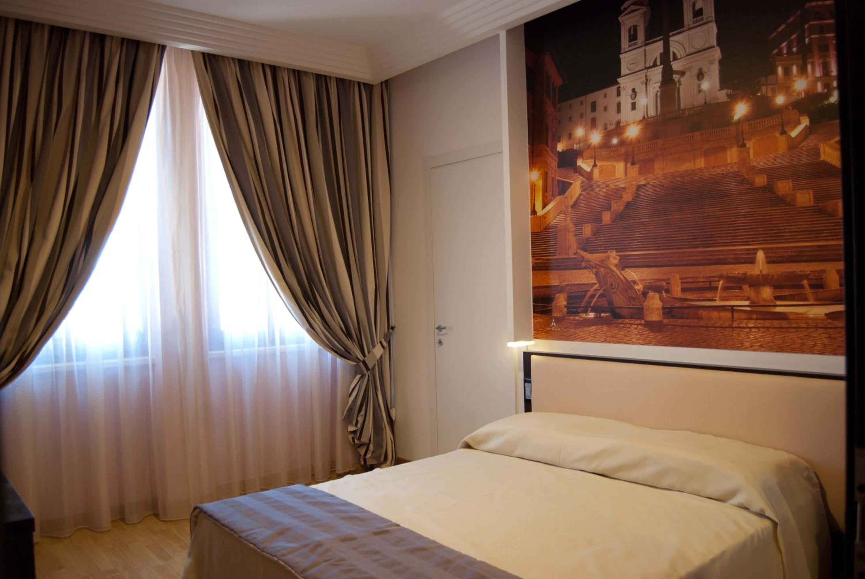 Triple Room - Photo 5