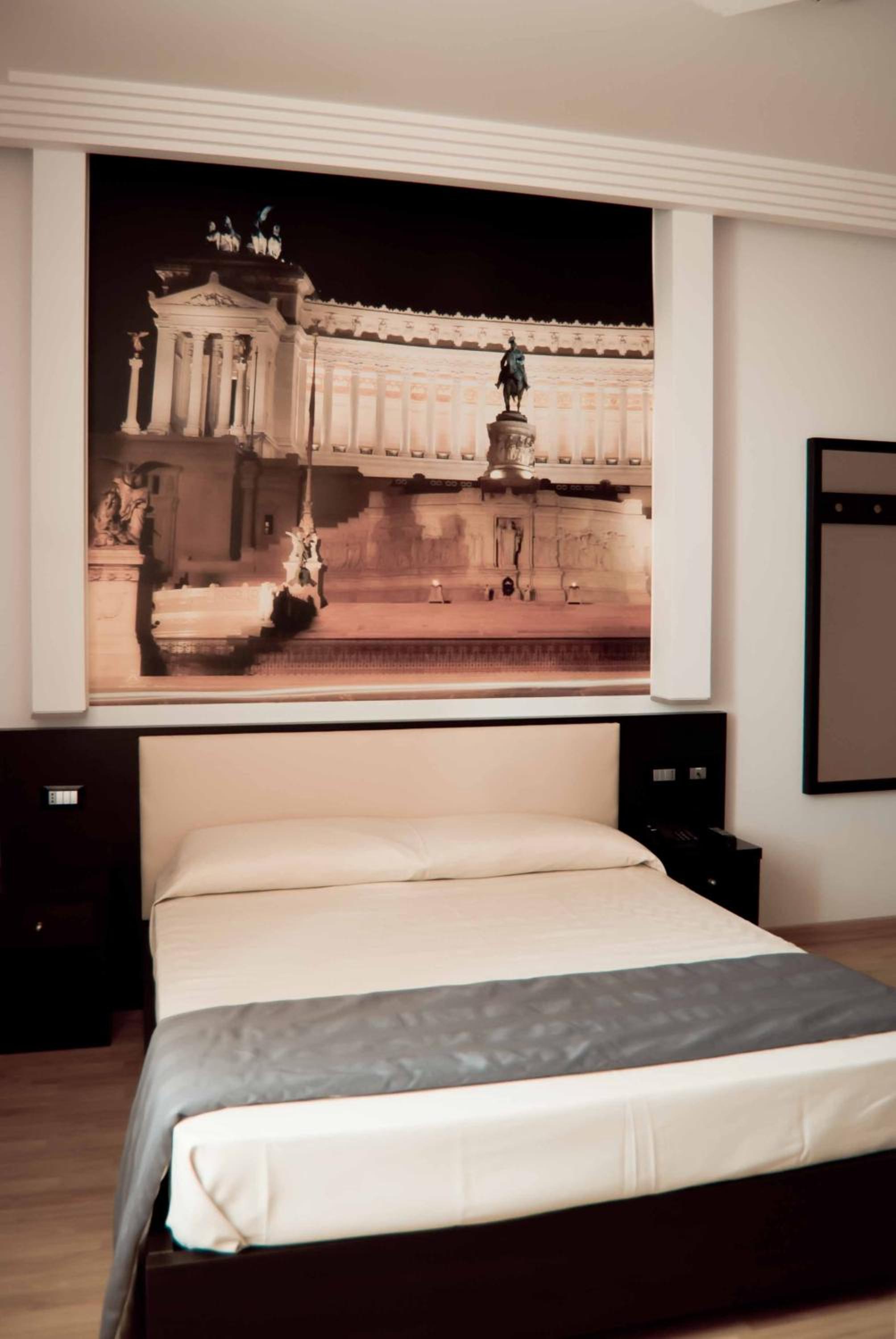 Double Room - Photo 6