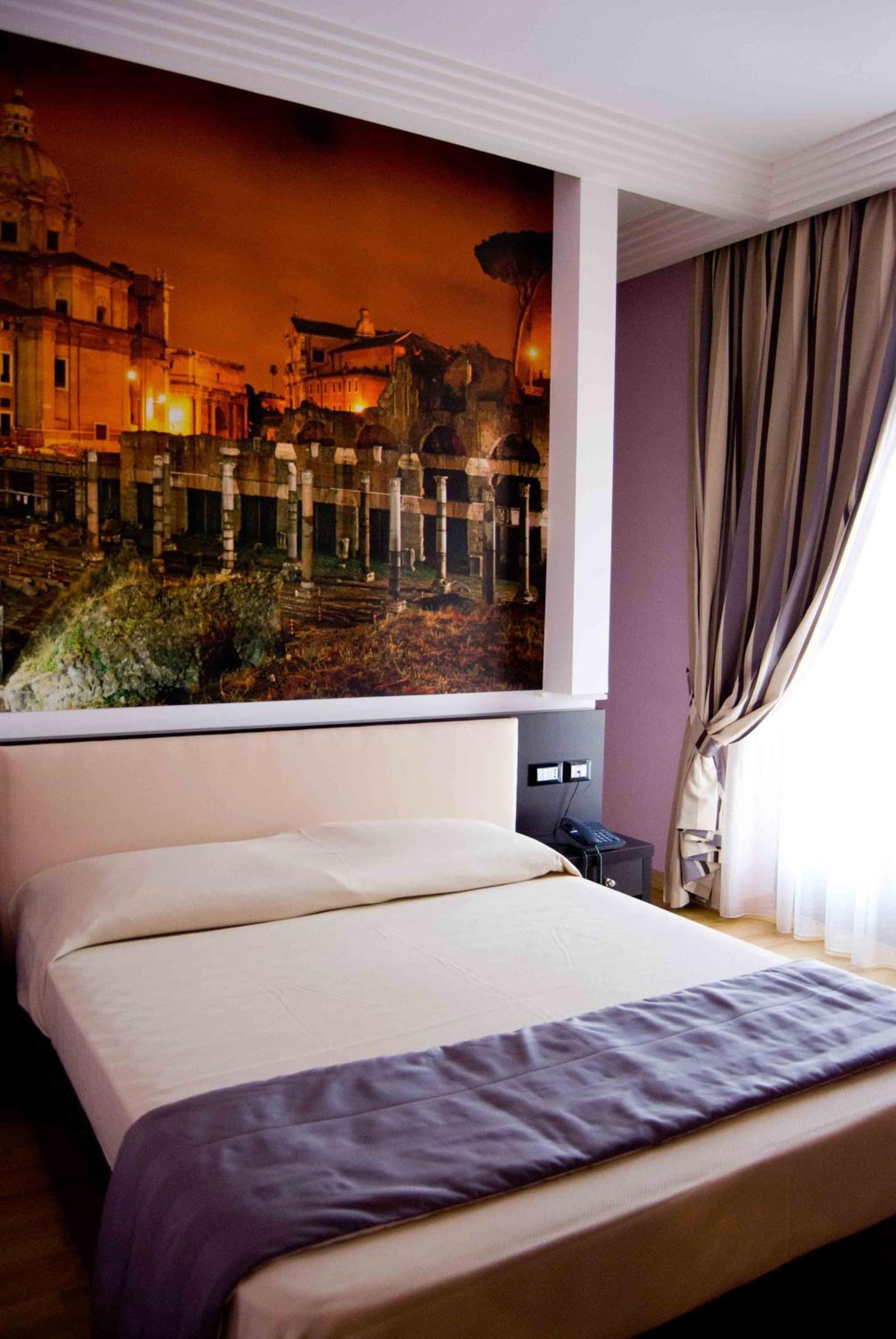 Double Room - Photo 3