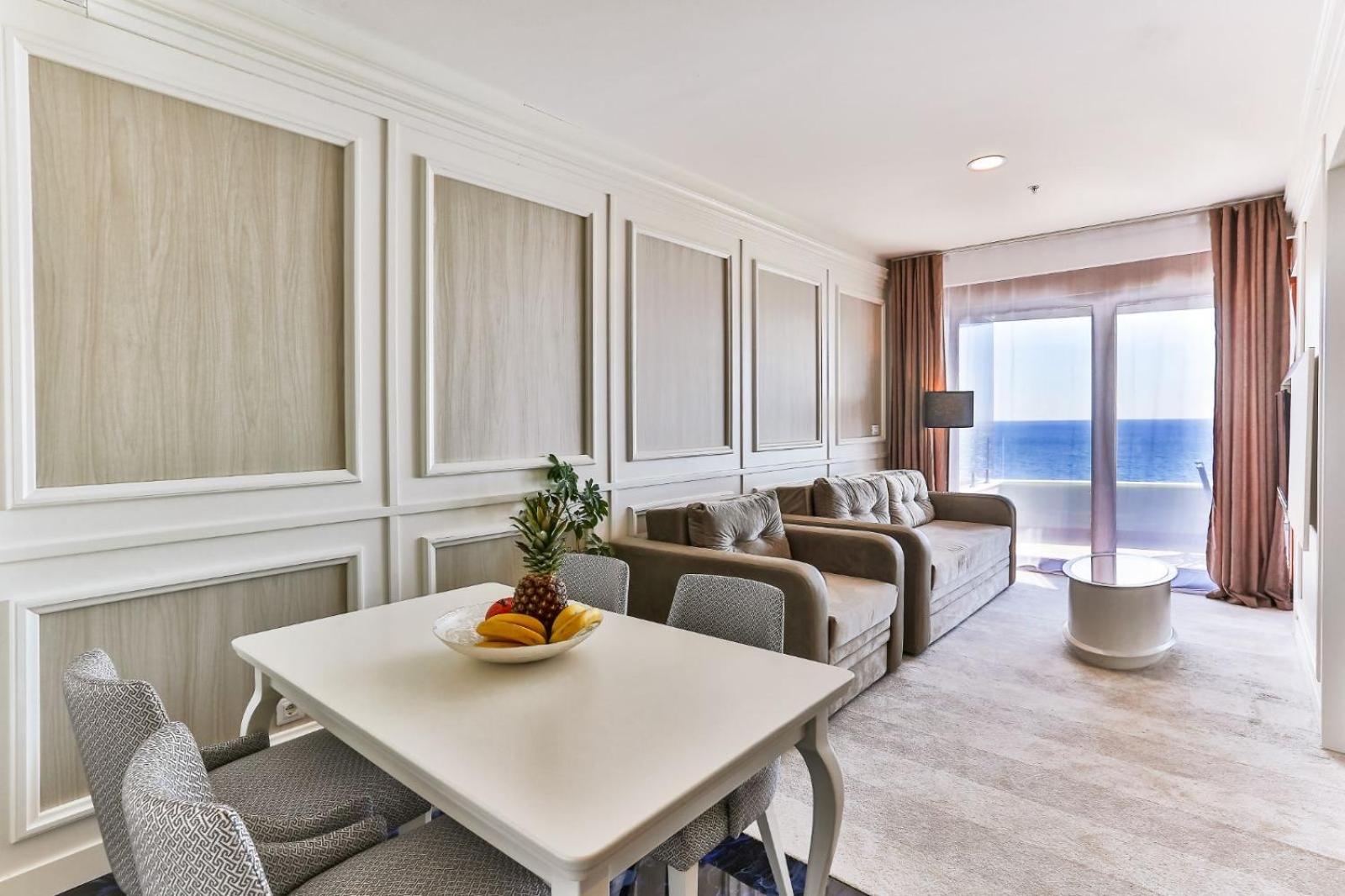 Deluxe Double Or Twin Room With Sea View photo 2