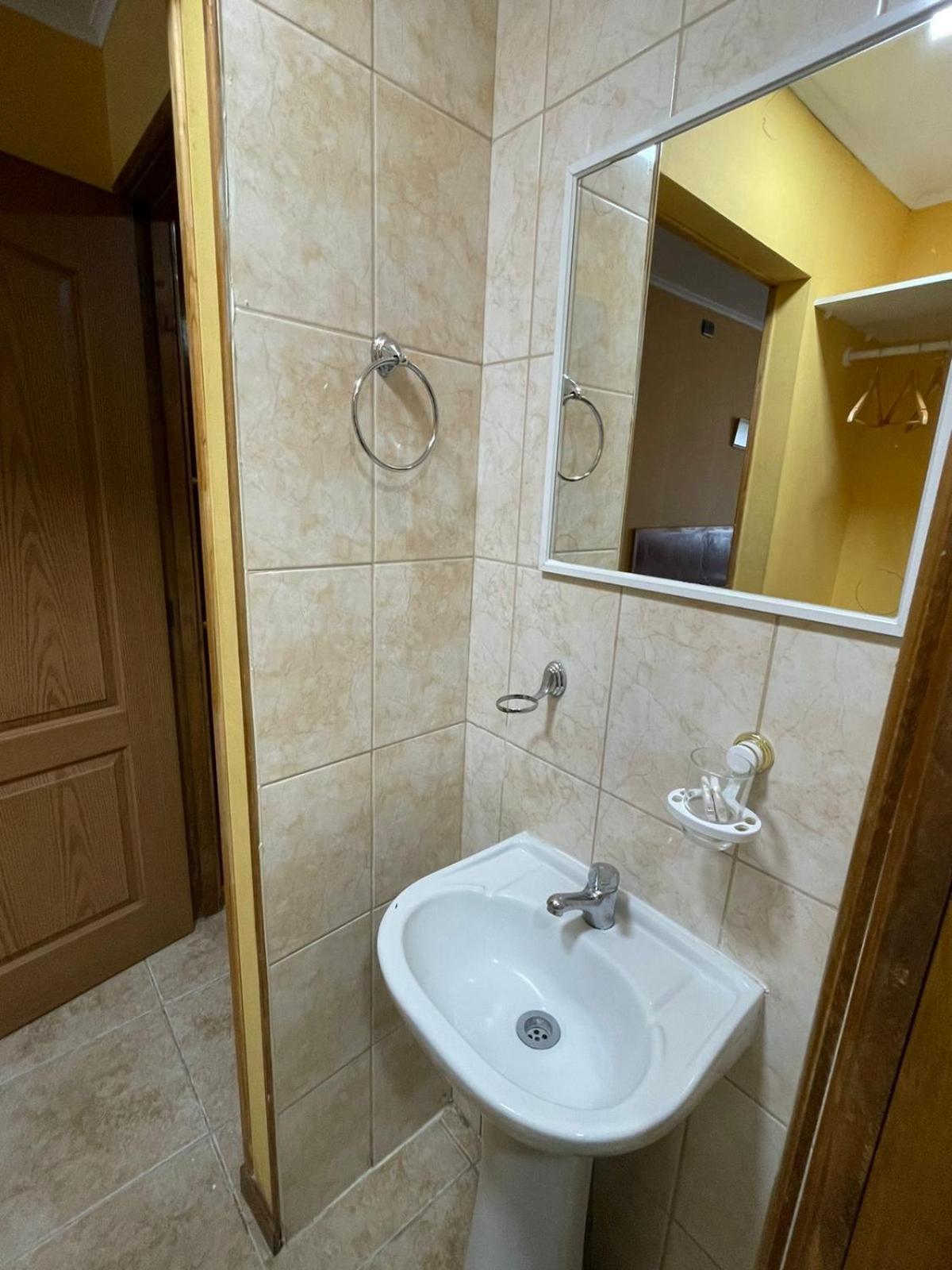Double Room with Extra Bed photo 3