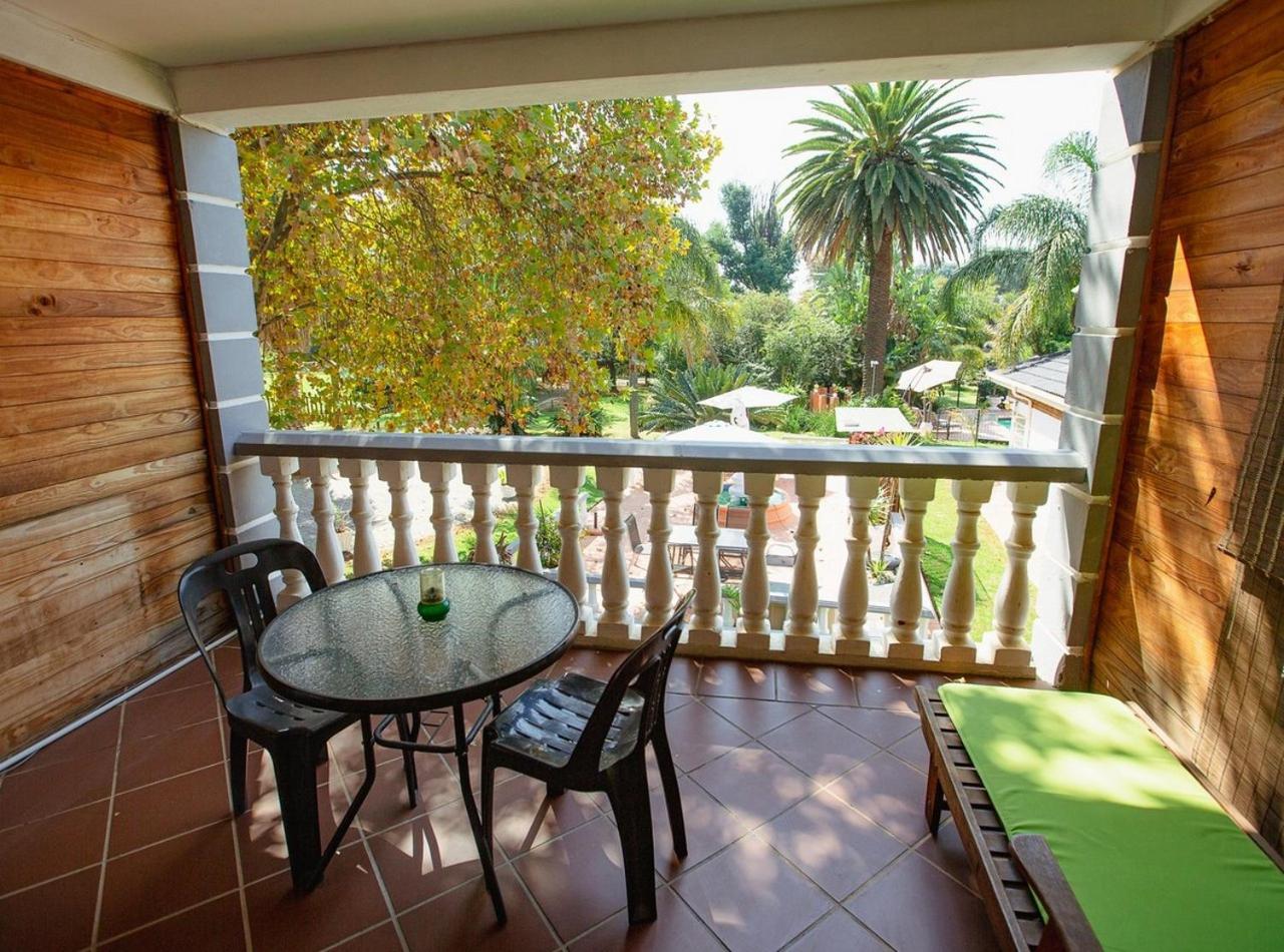 Deluxe Double or Twin Room with Balcony photo 3