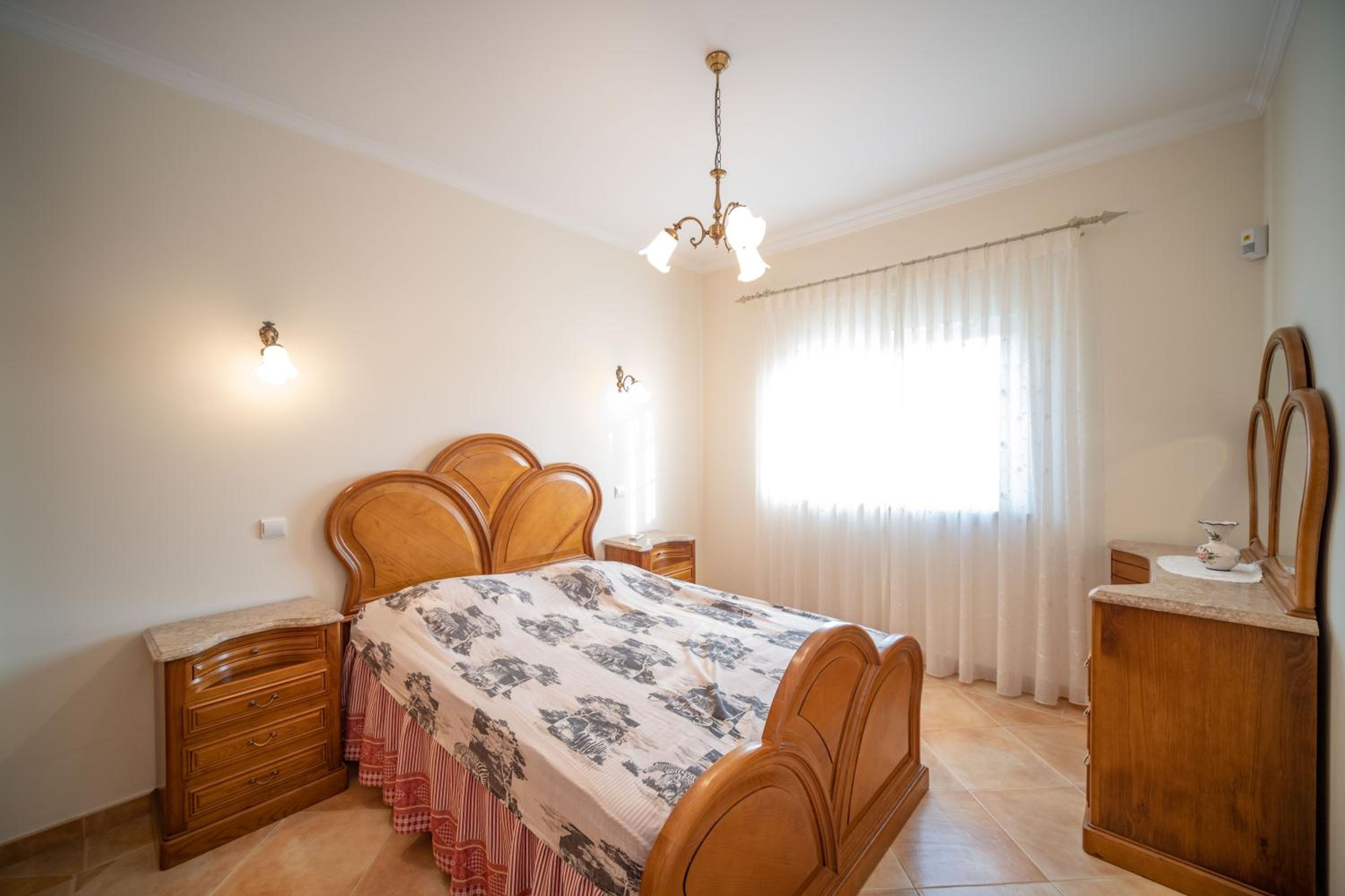 Four-Bedroom House photo 1