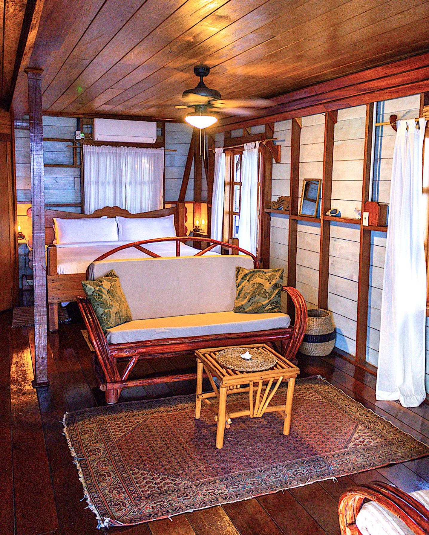Deluxe King Suite
