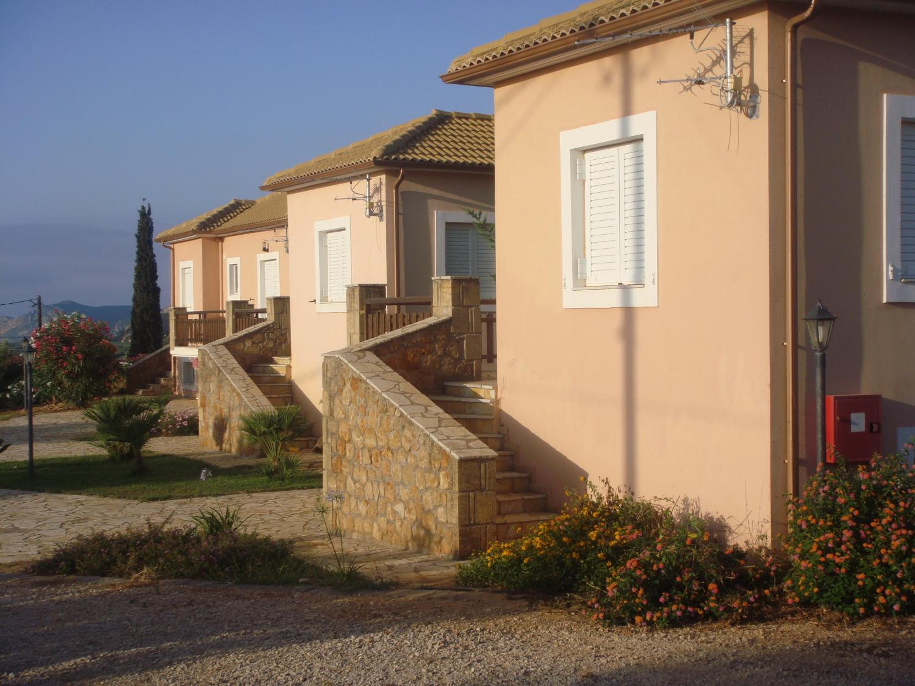 Villa with Private Pool photo 3
