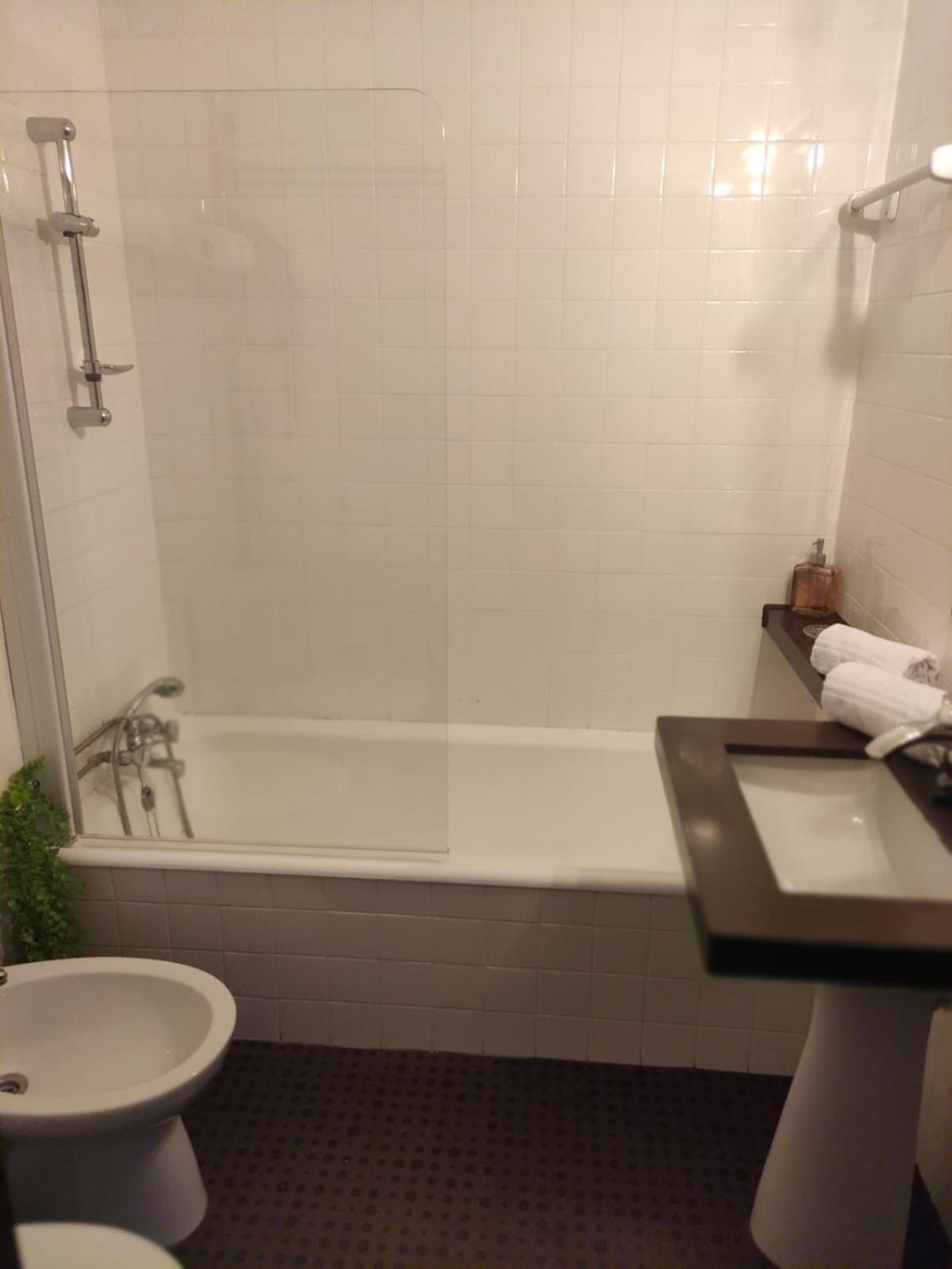 Triple Room with Bathroom photo 3