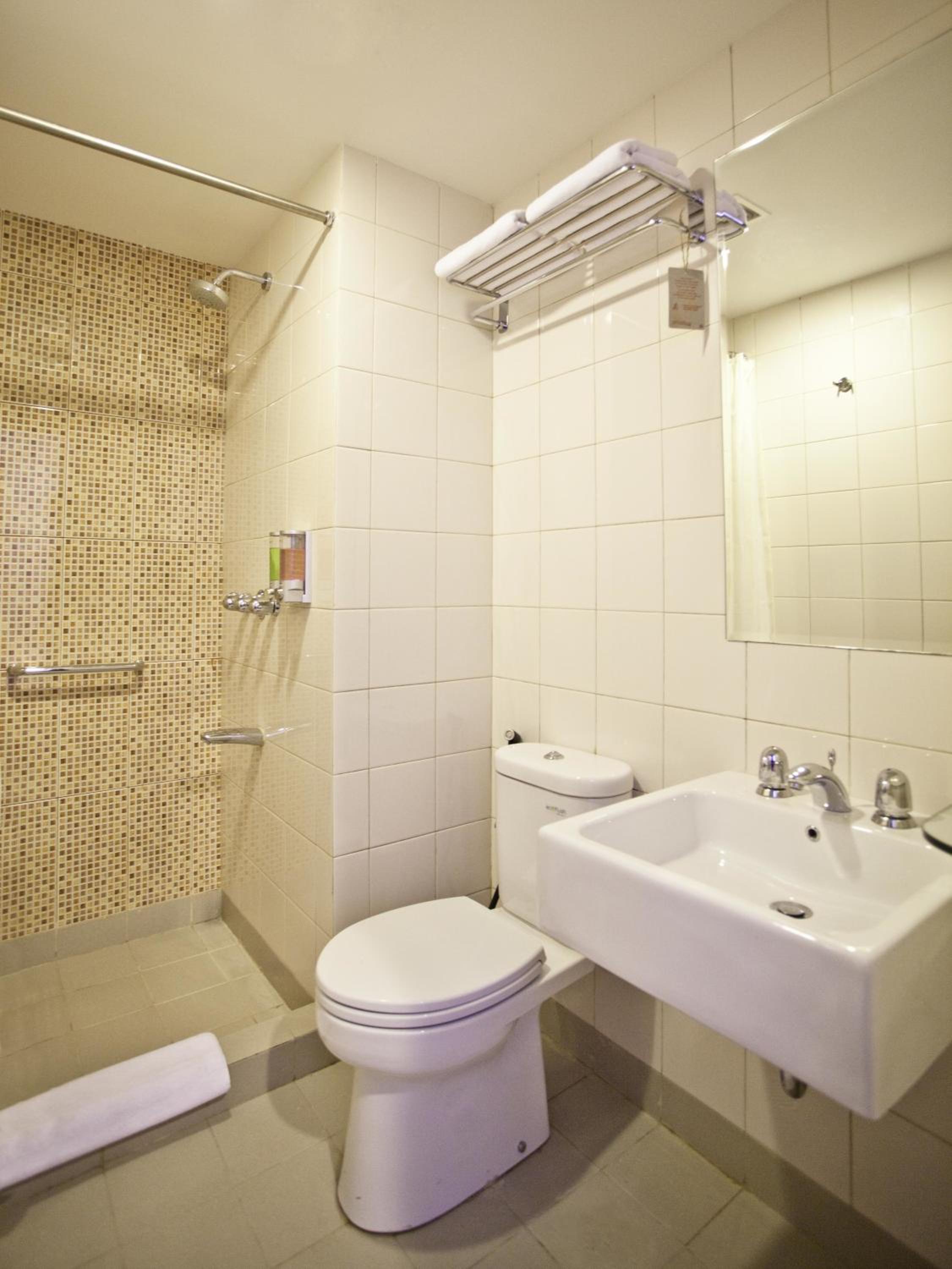 Smart Twin Room photo 2