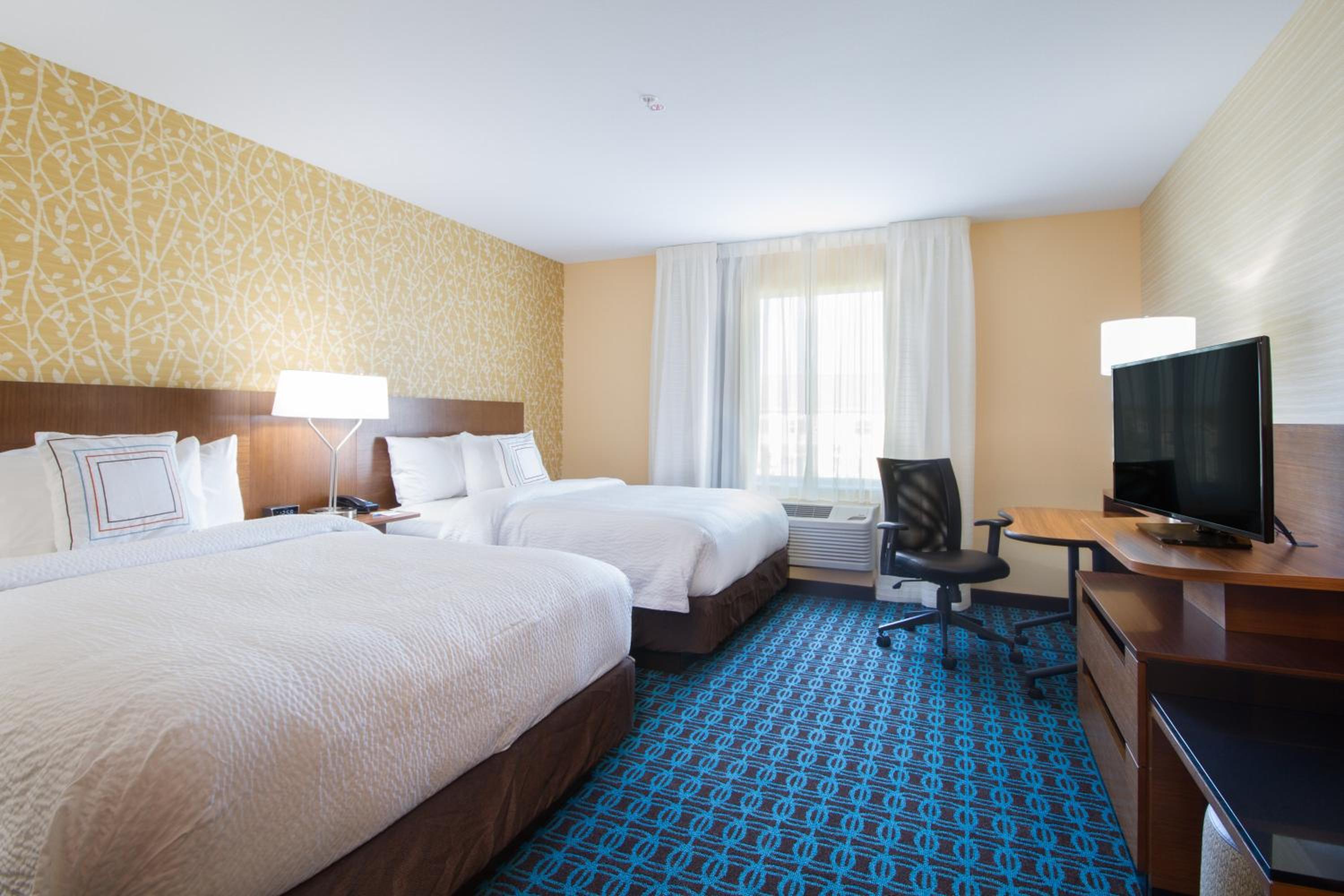 Double Queen Room - Photo 5