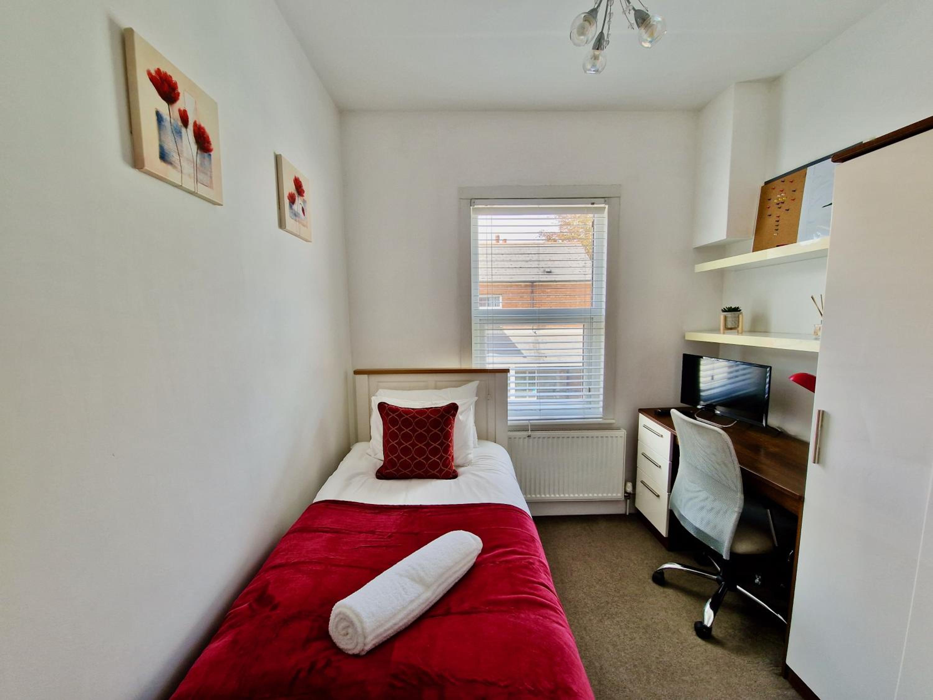 Single Room with Private Bathroom