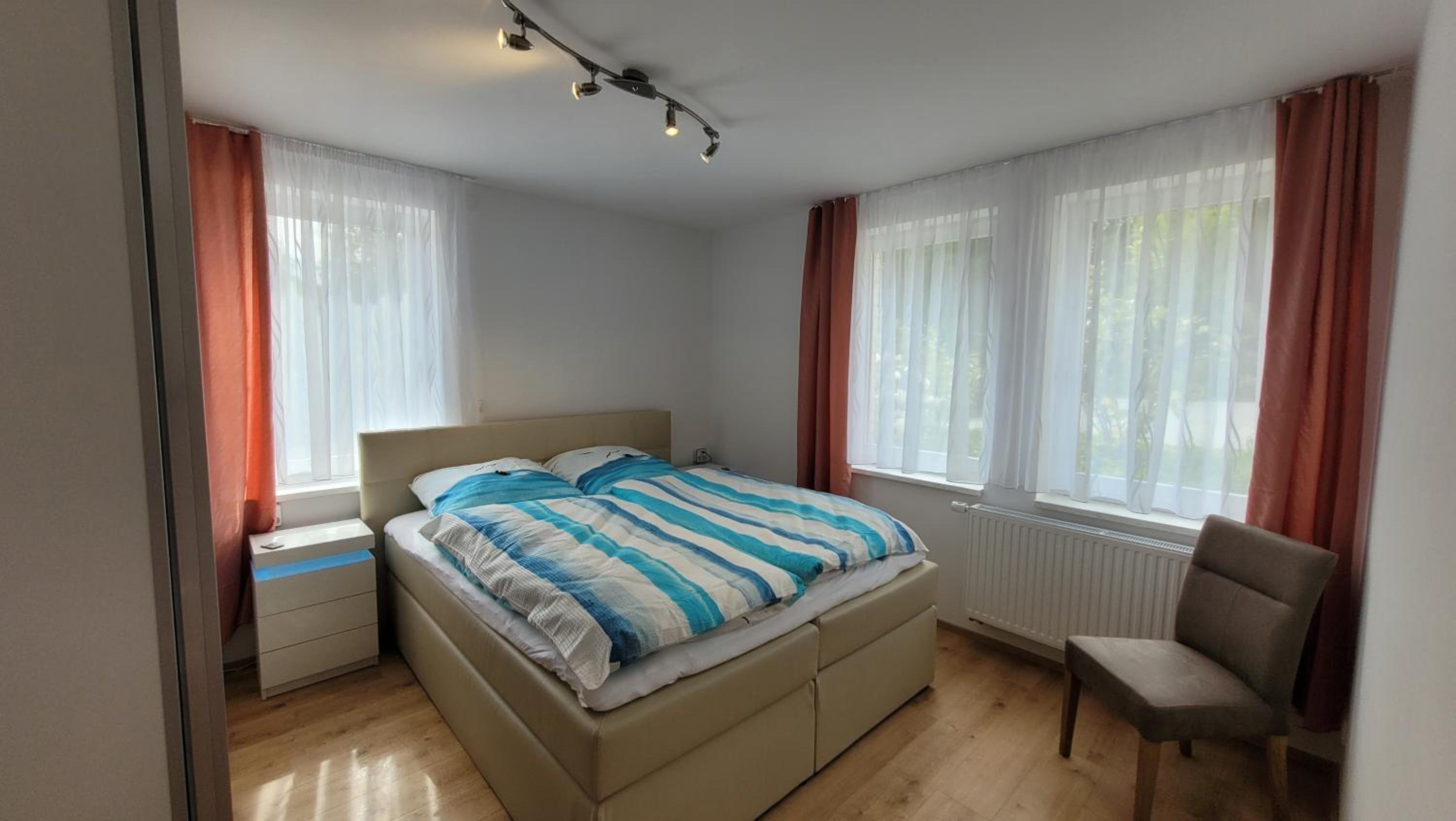 Three-Bedroom Apartment photo 1