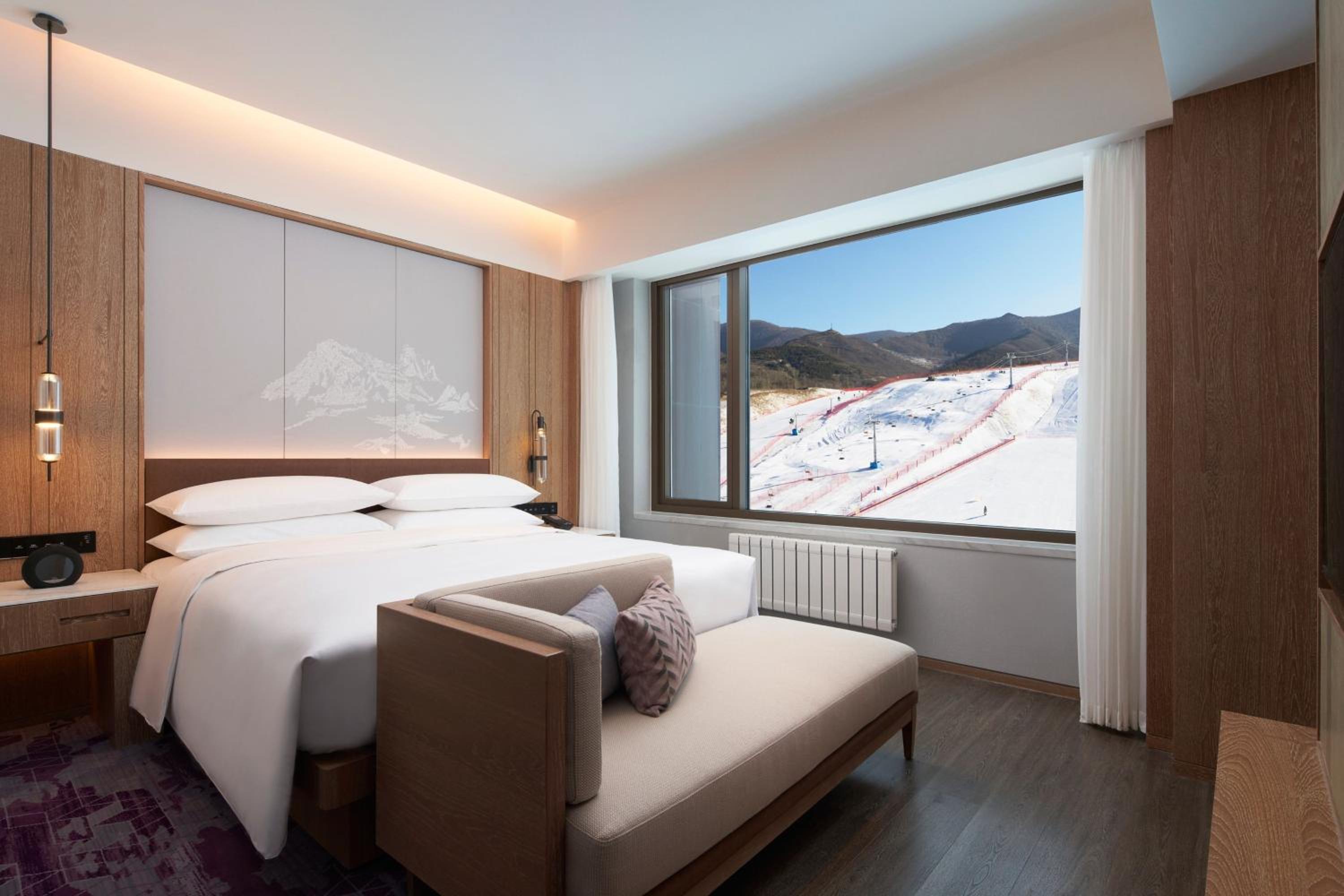 King Suite with Forest View - Photo 2