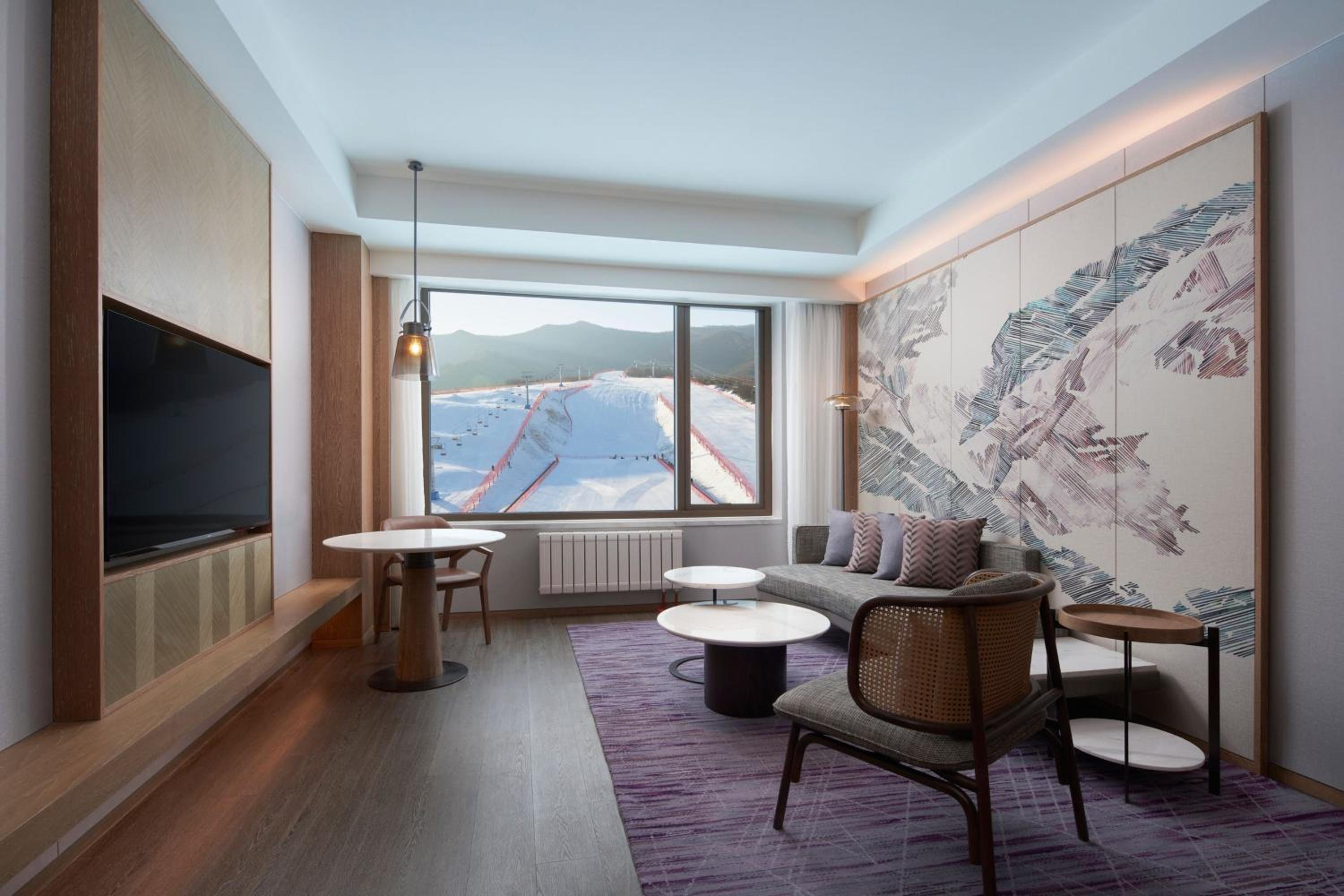 King Suite with Forest View - Photo 3
