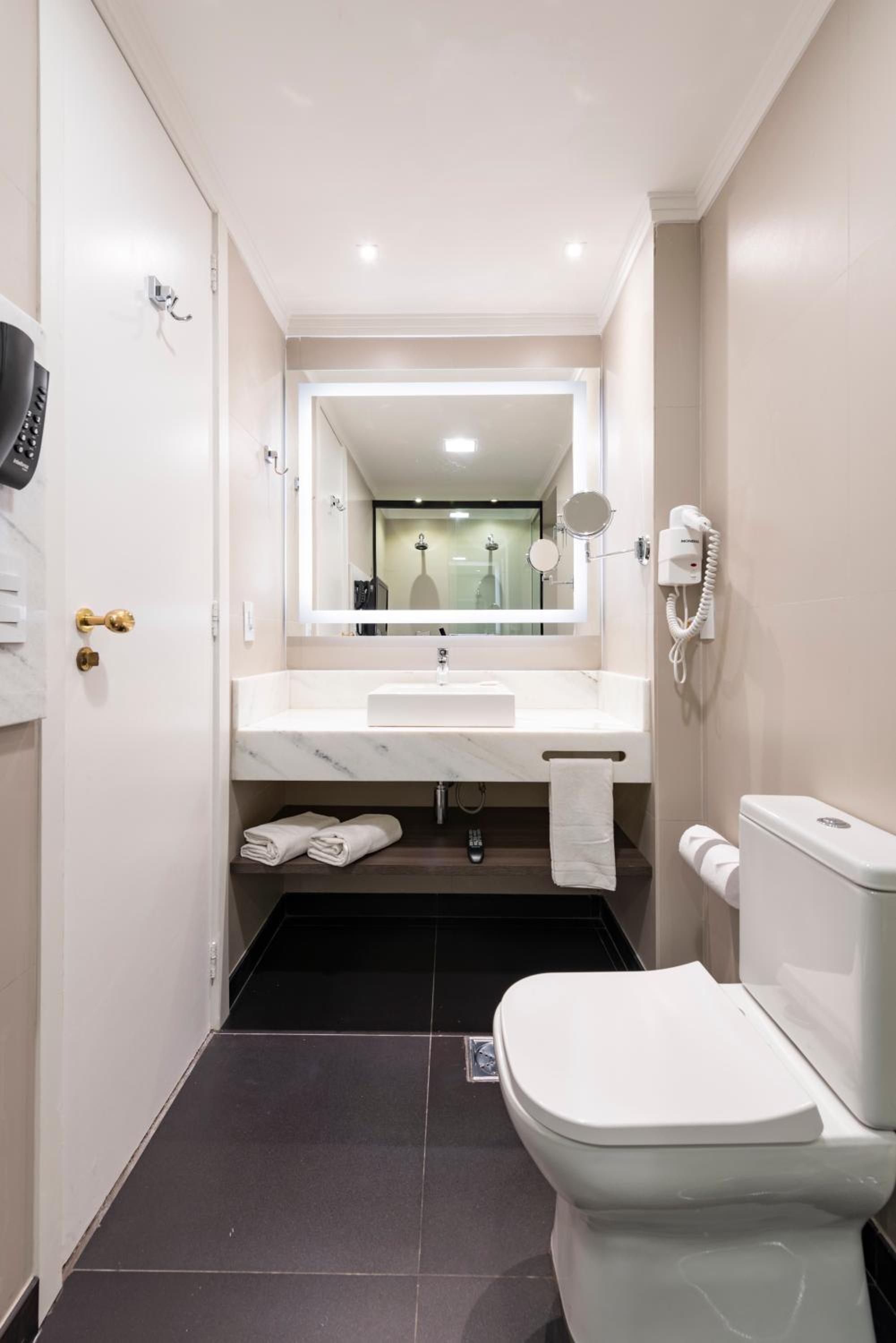 King Suite with Whirlpool, photo 7