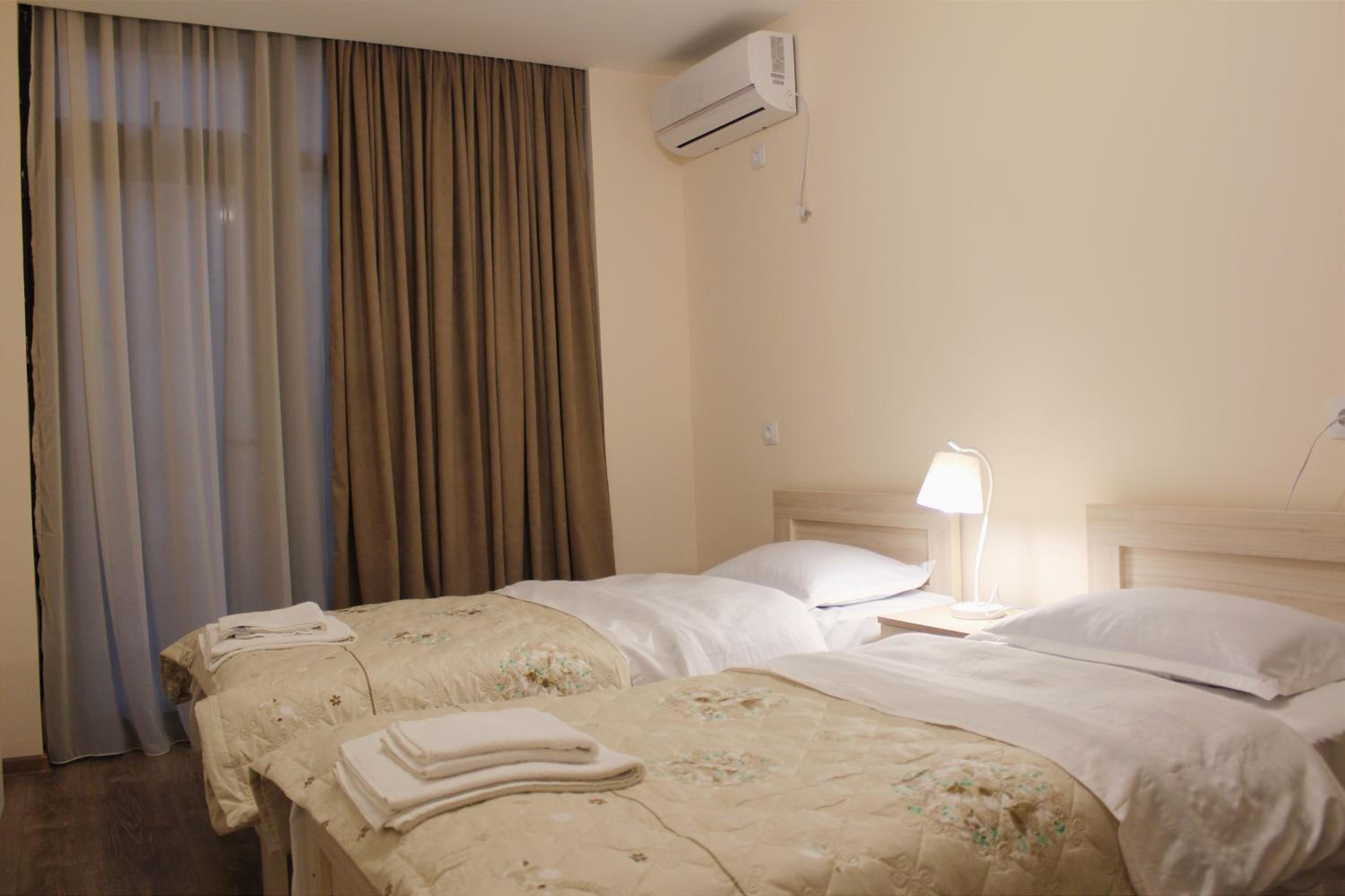 Double or Twin Room with Garden View photo 1