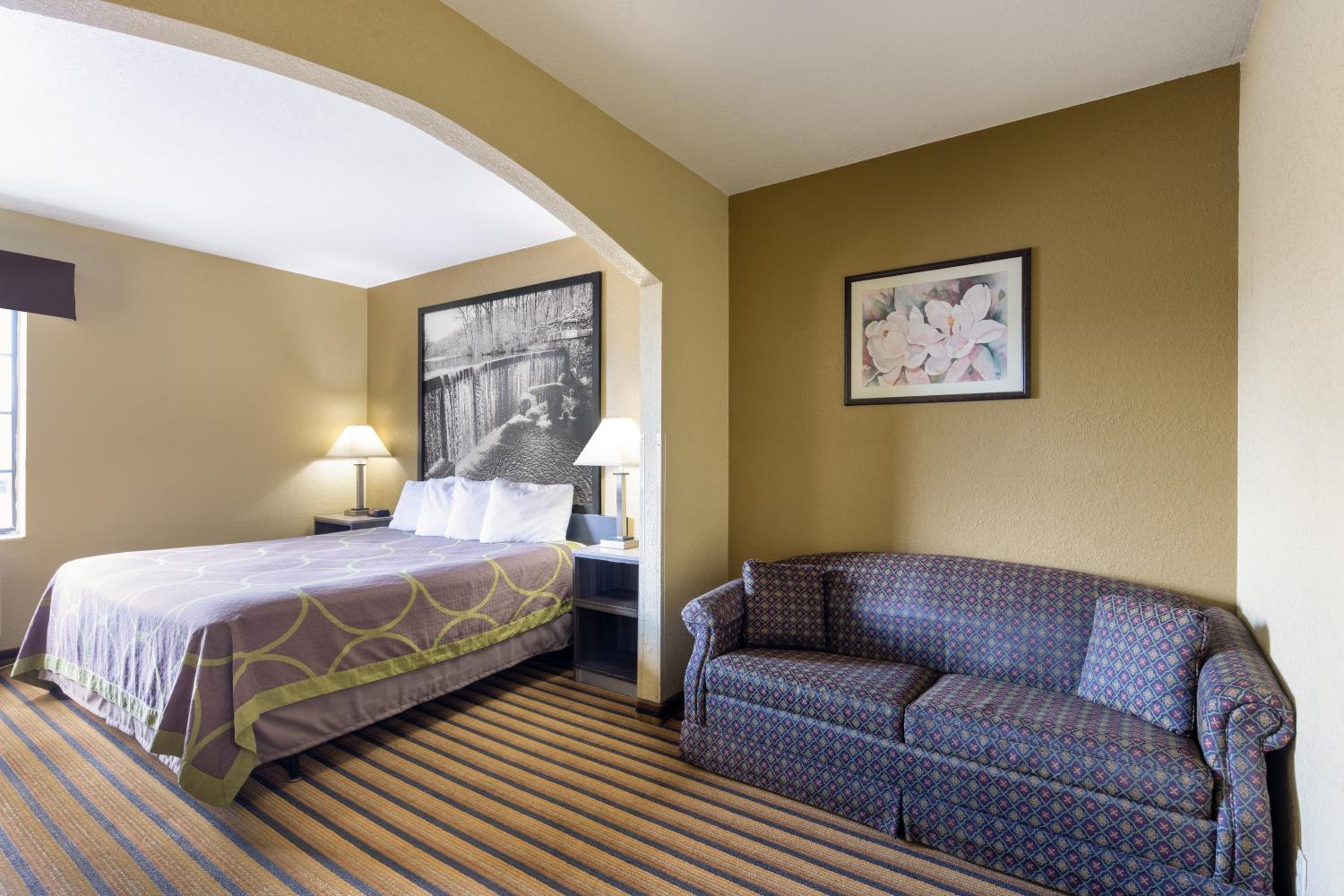 King Room - Mobility Access/Non-Smoking - Photo 2