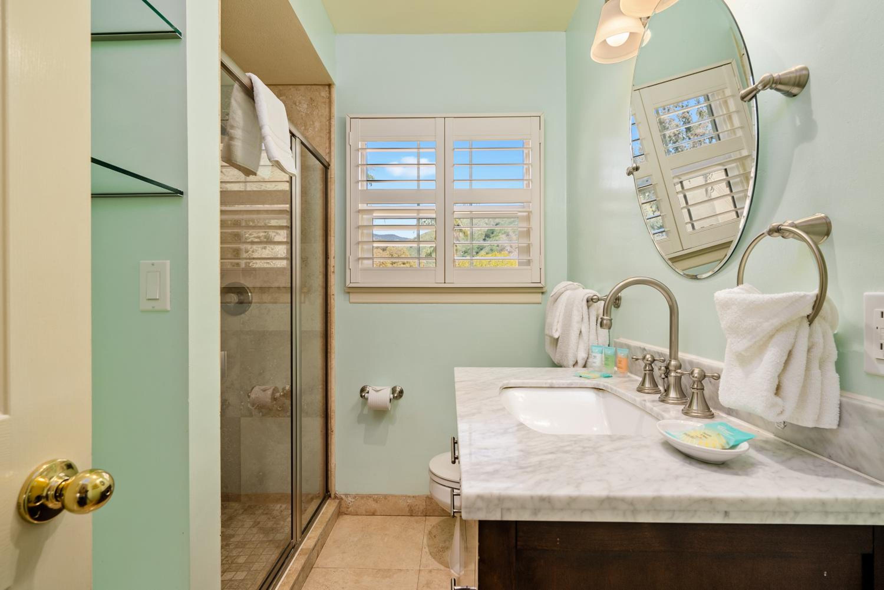 Queen Room - Trellis Court - Photo 2
