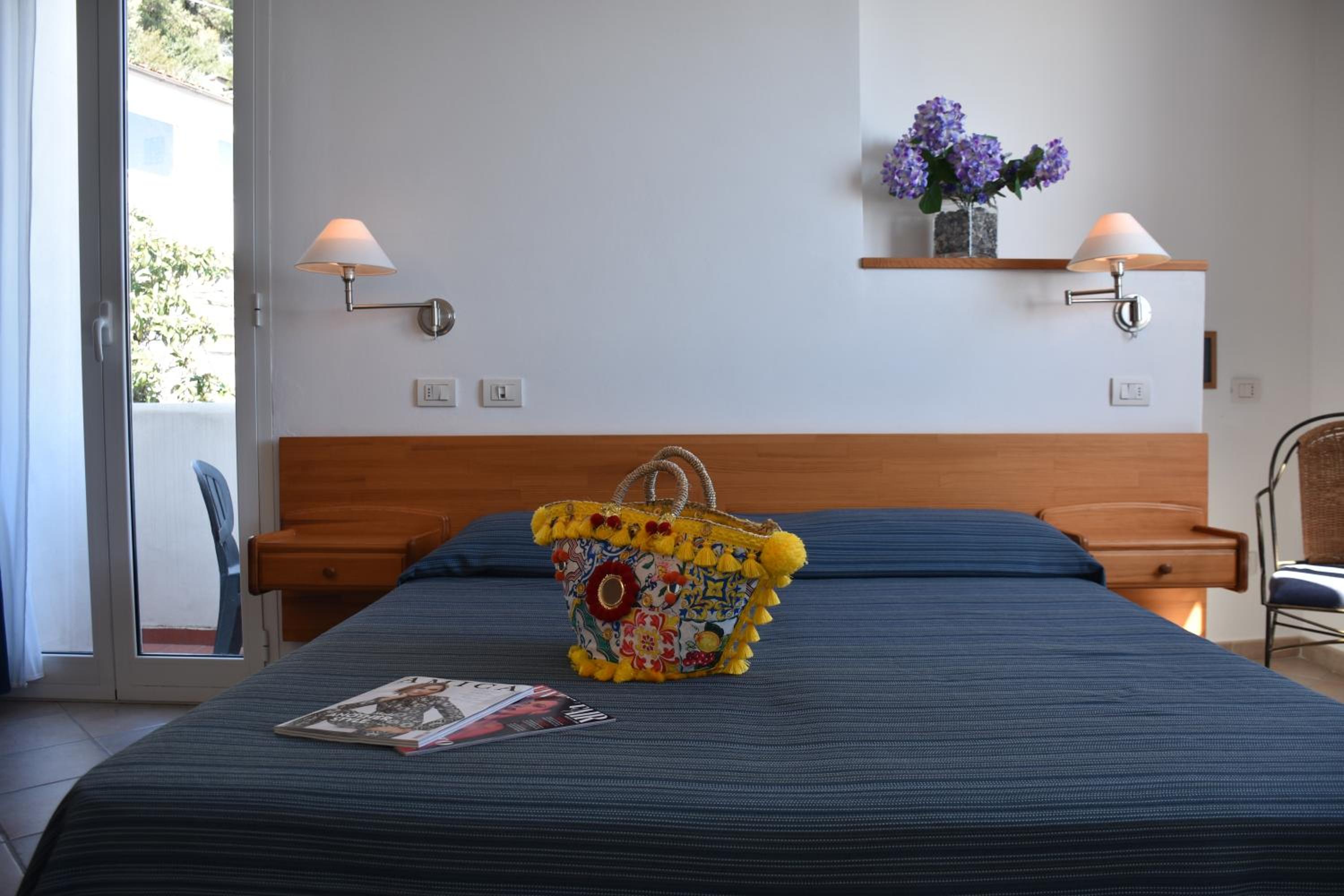 Superior King Room photo 1