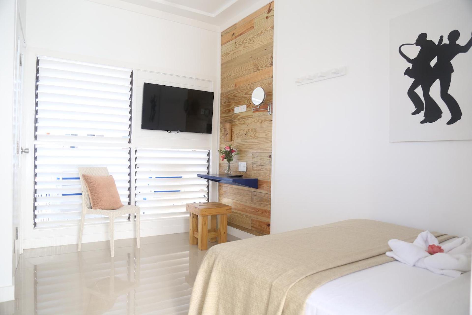 Double Room with Balcony and Sea View photo 3