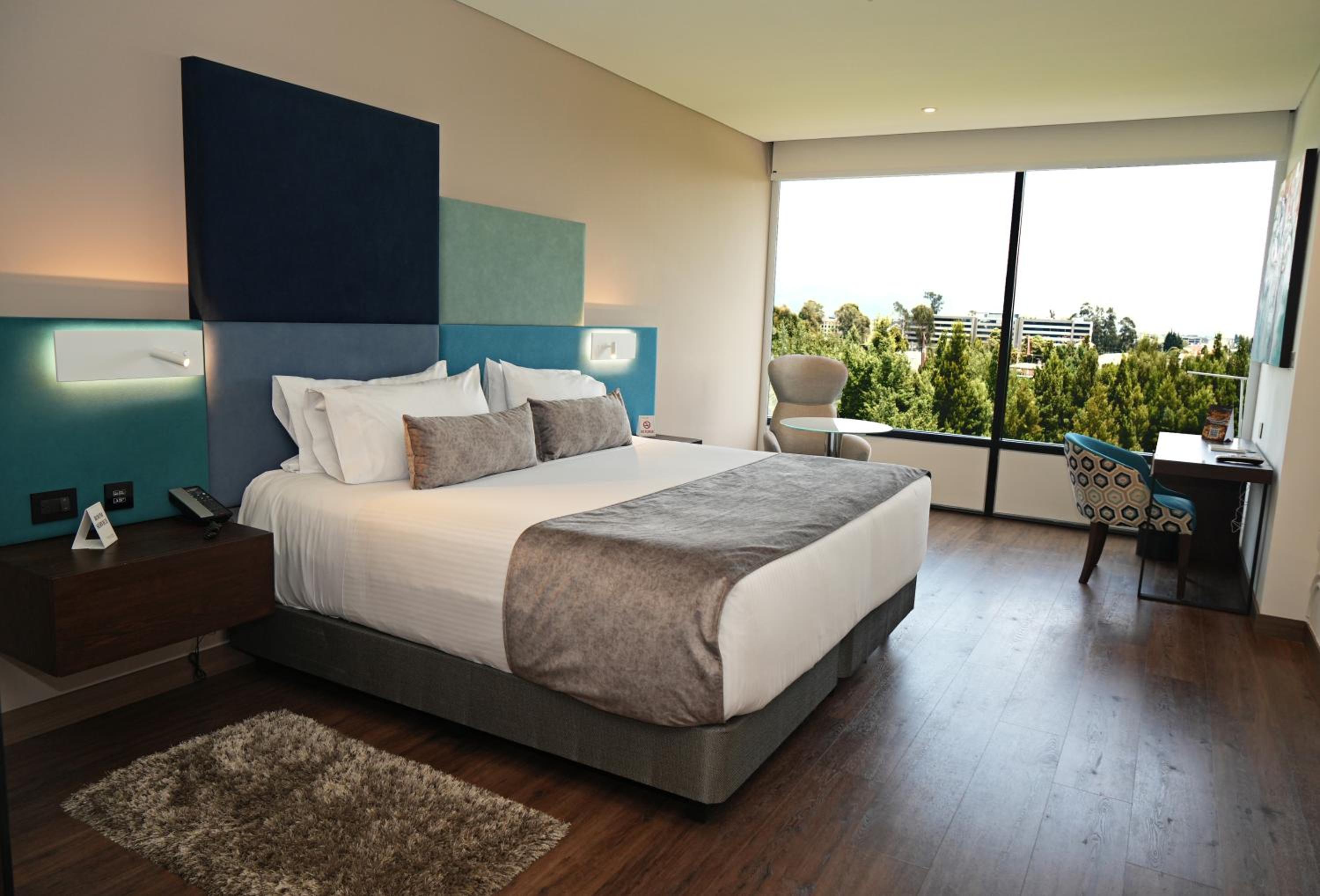 Deluxe Room - Photo 1