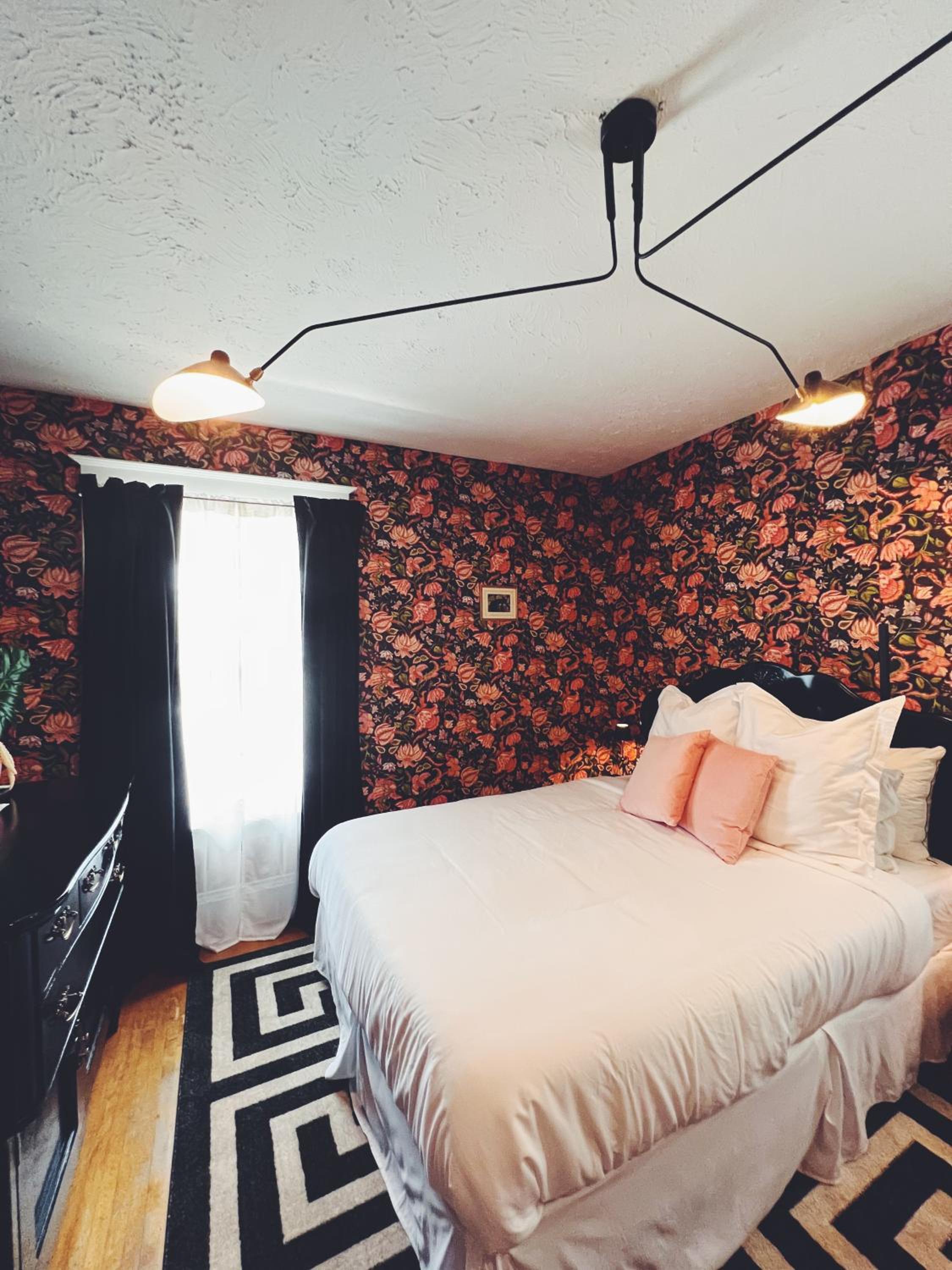 Double Room with Private External Bathroom - Photo 1