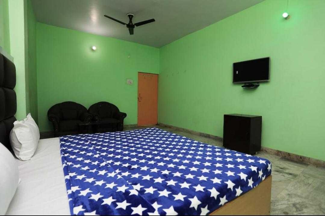 Classic Triple Room photo 2