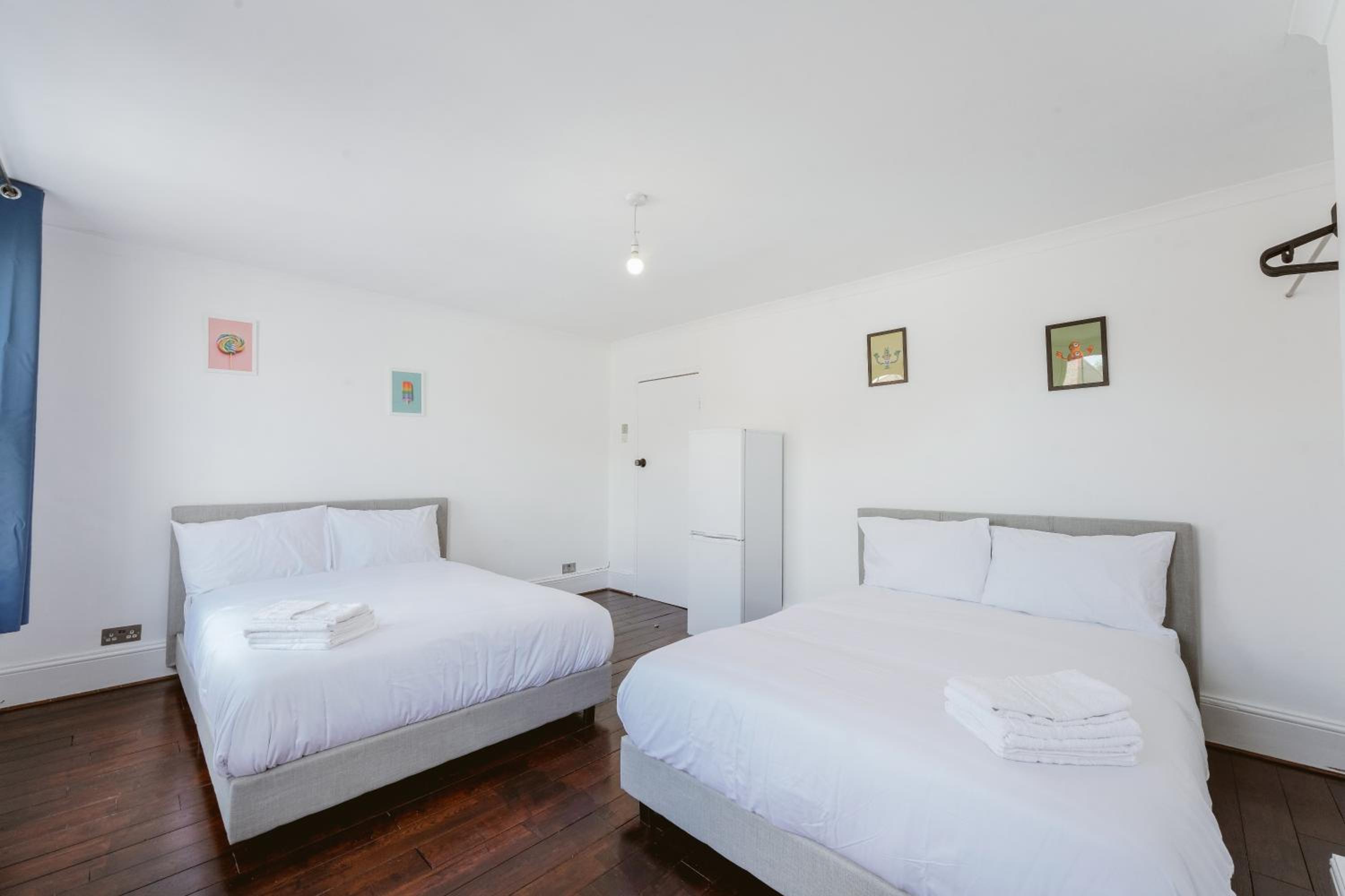 Quadruple Room with Shared Bathroom photo 1