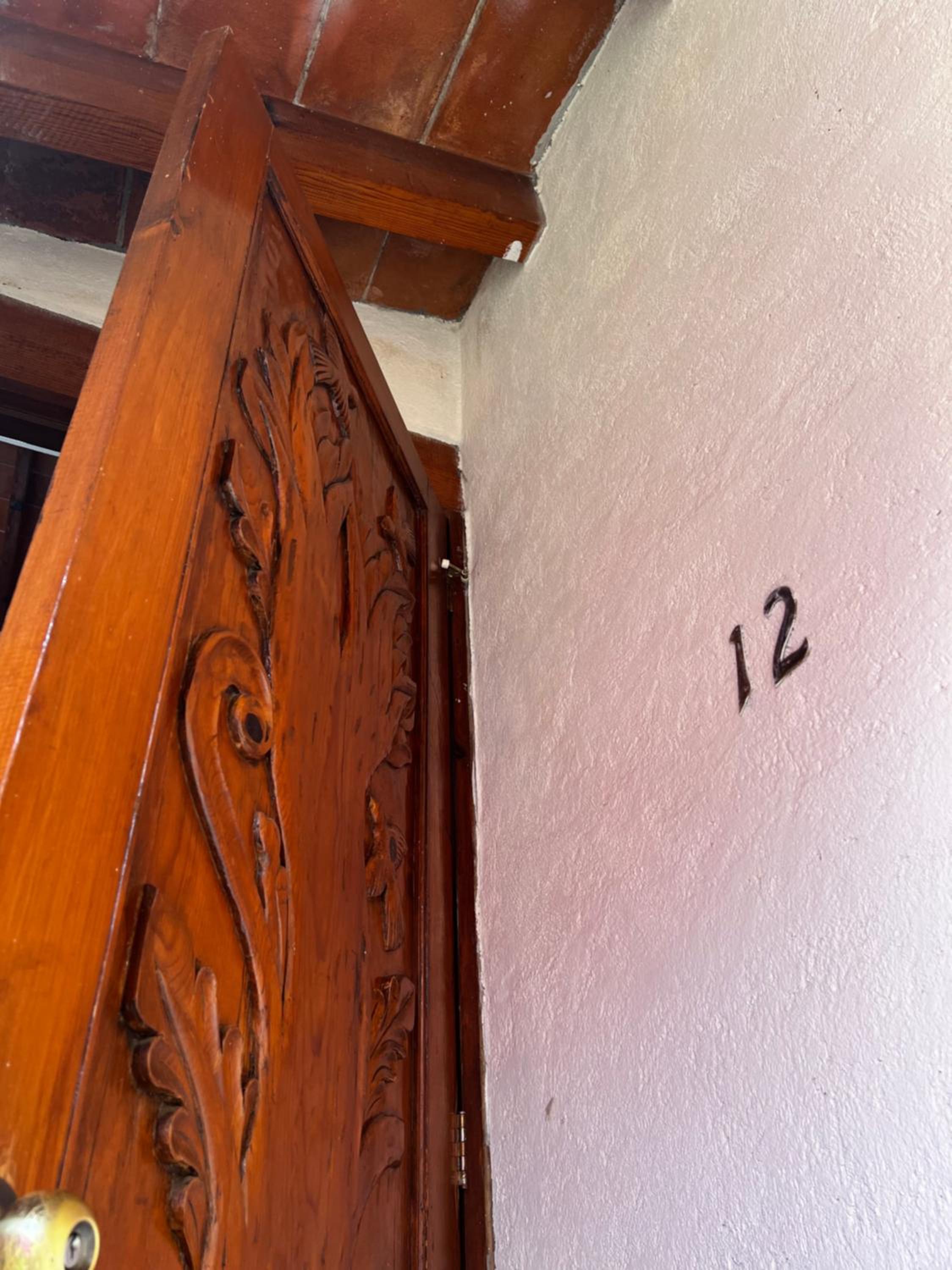 Suite - Photo 10