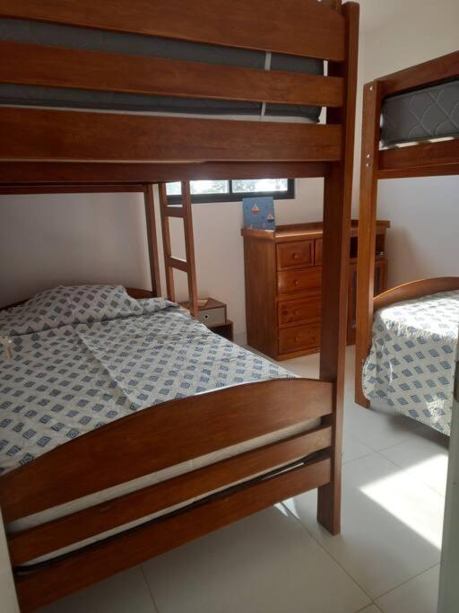 Three-Bedroom House photo 3