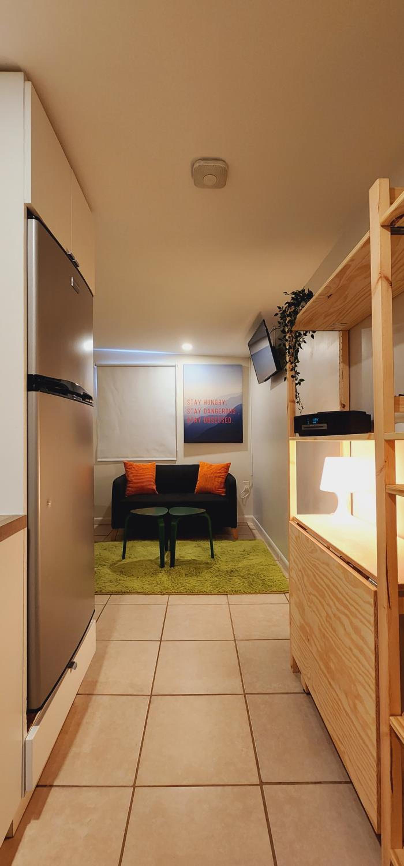 One-Bedroom Apartment photo 1