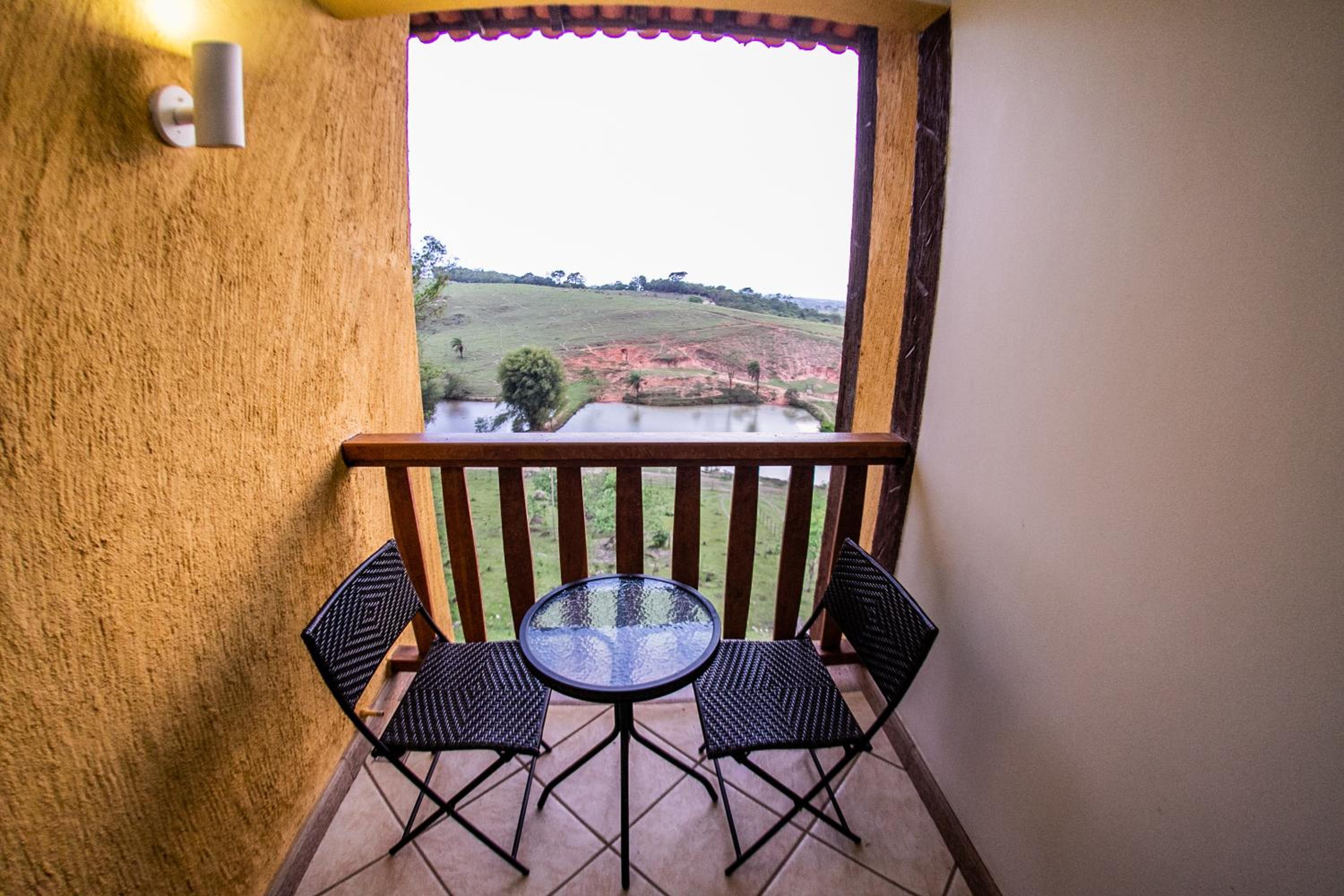 Apartment with Balcony photo 3