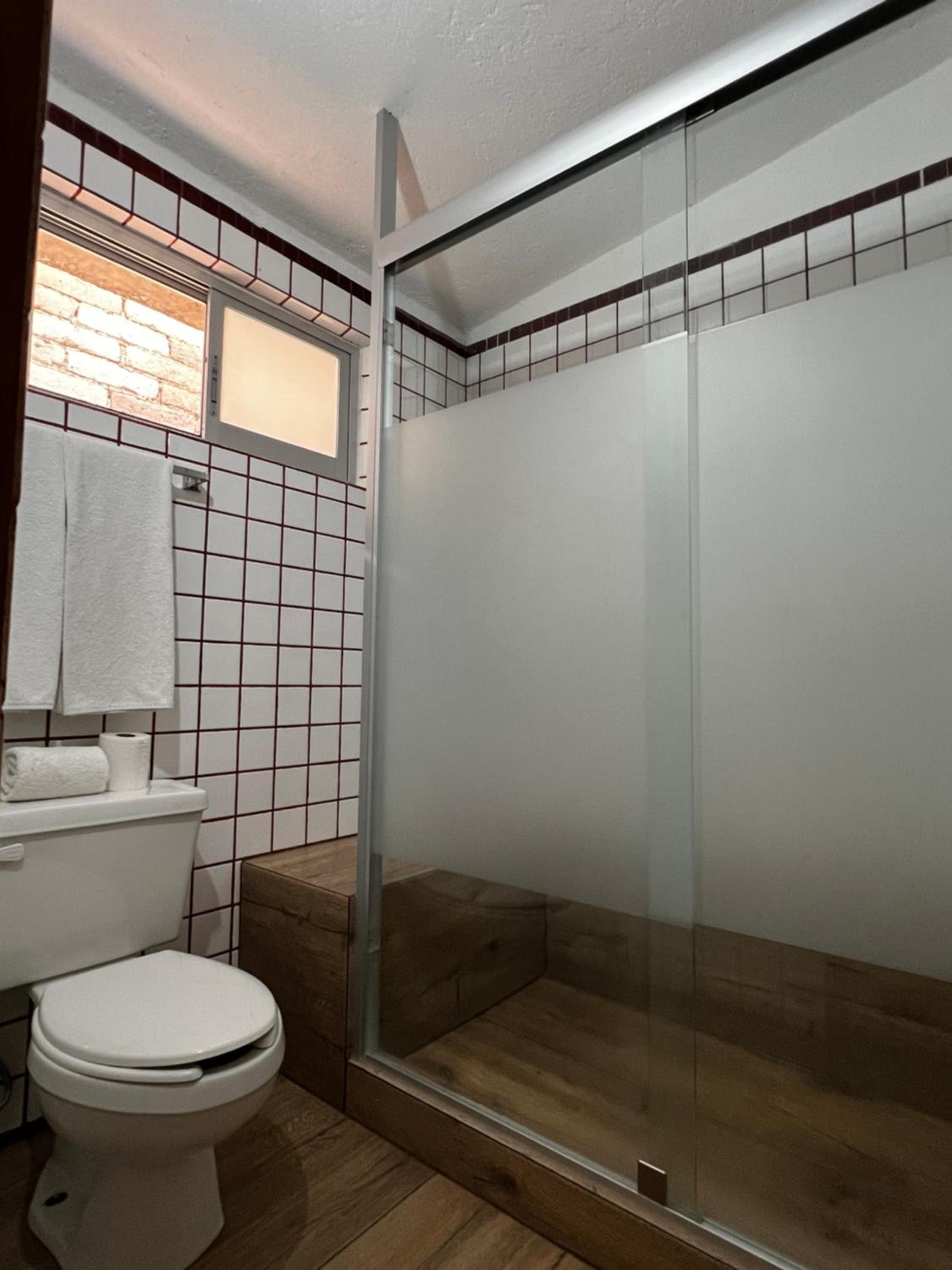 Double Room - Photo 3