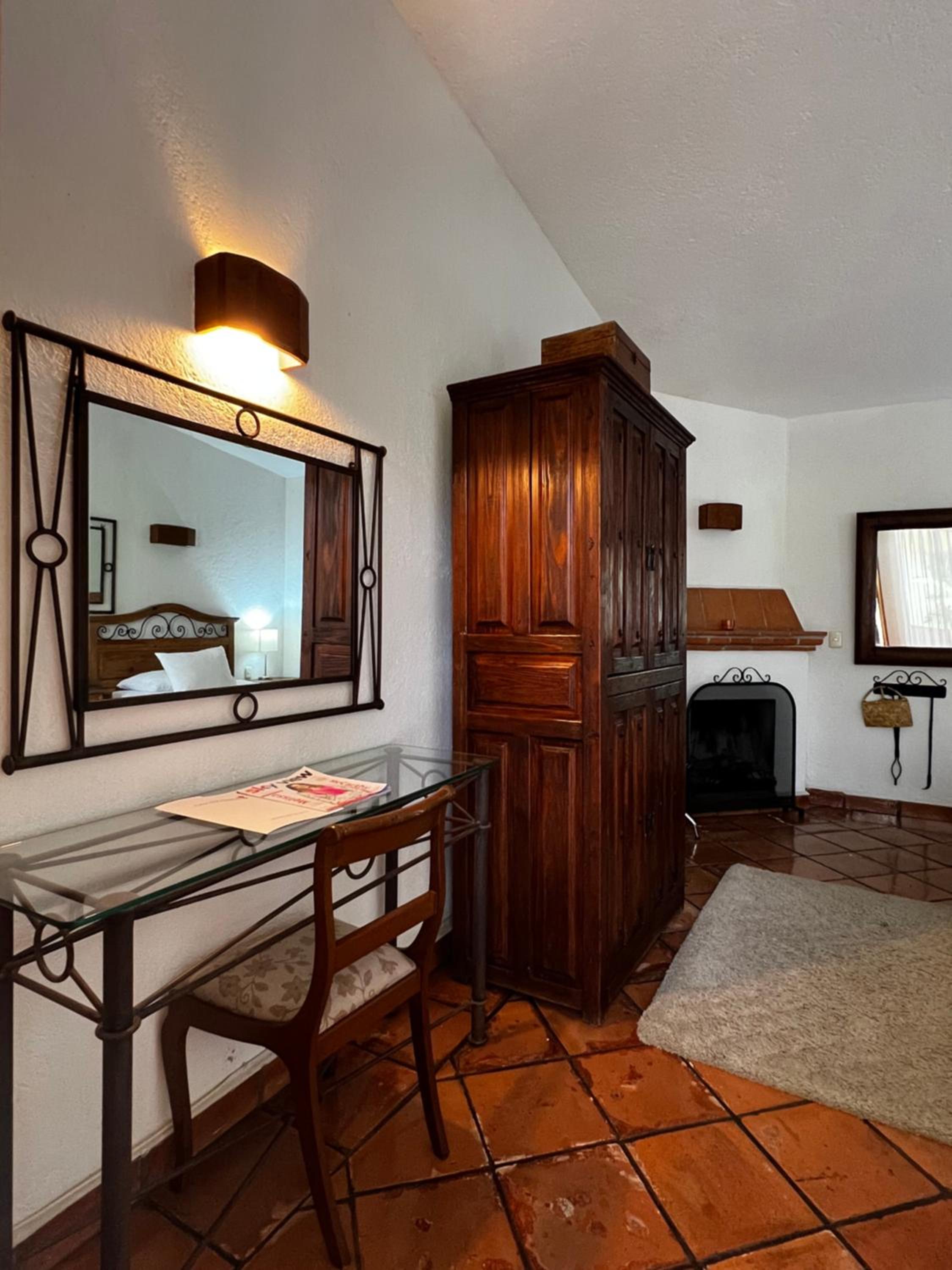 Twin Room - Photo 4