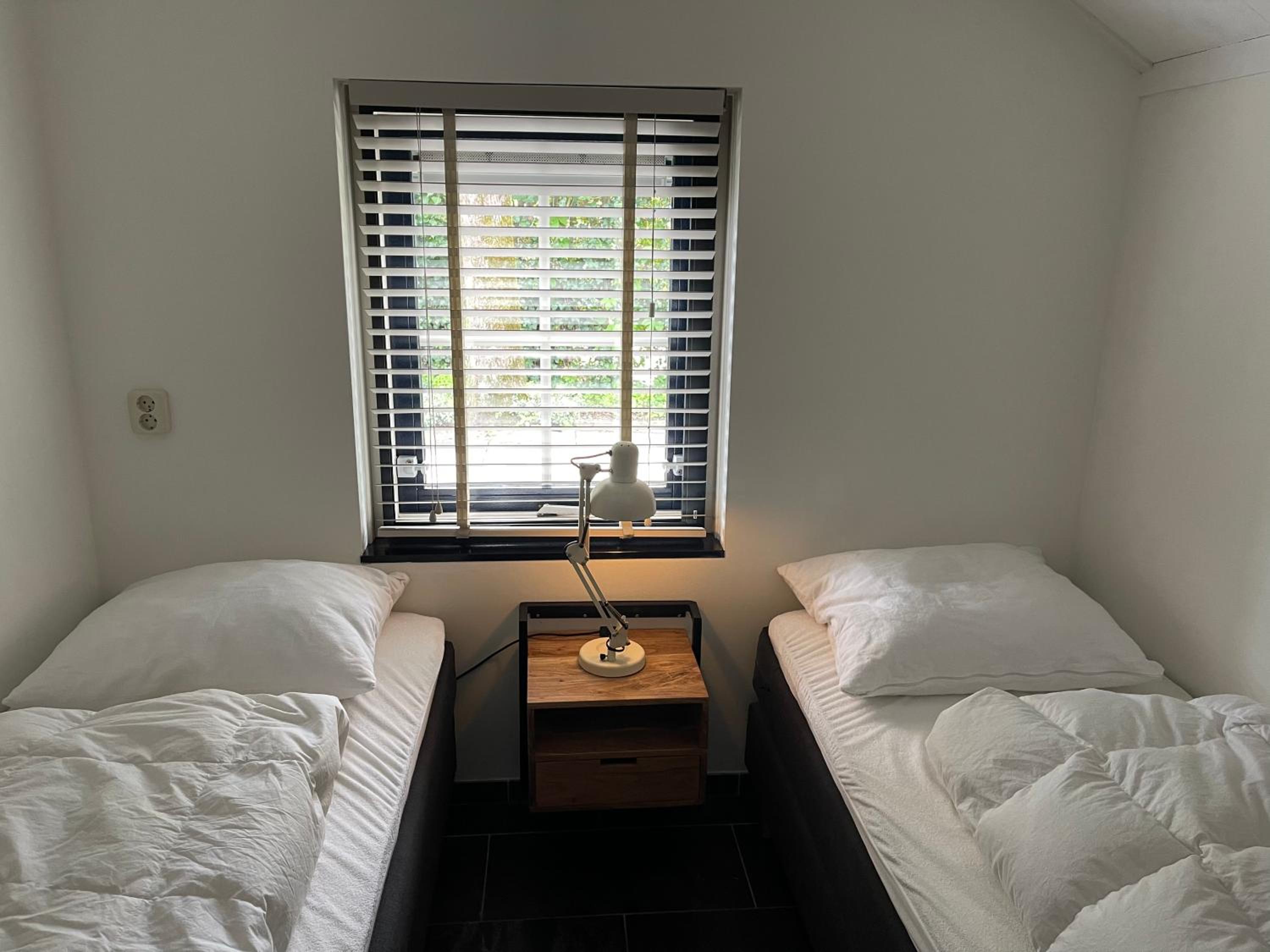 Two-Bedroom House - Photo 11