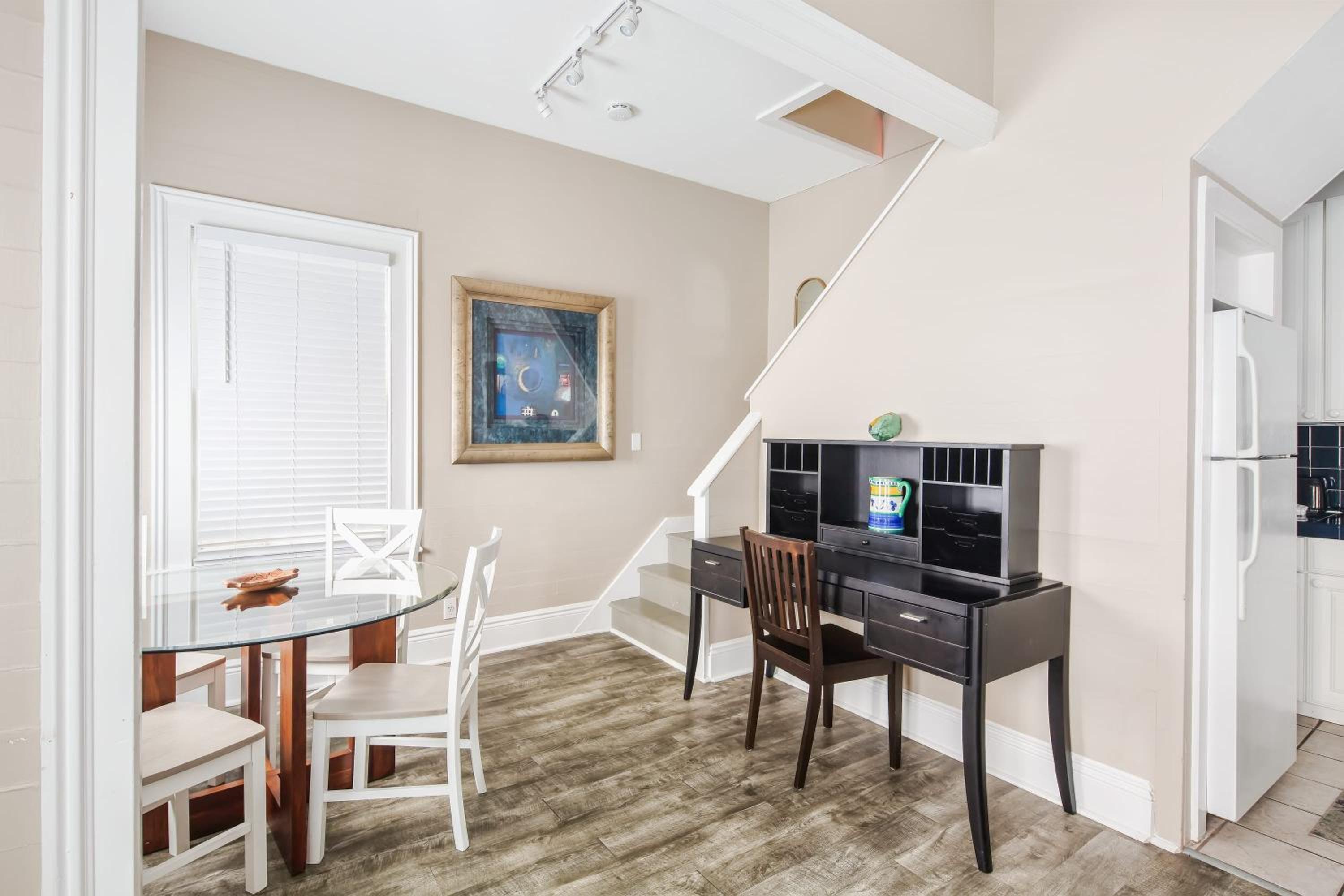 Apartment - Photo 13