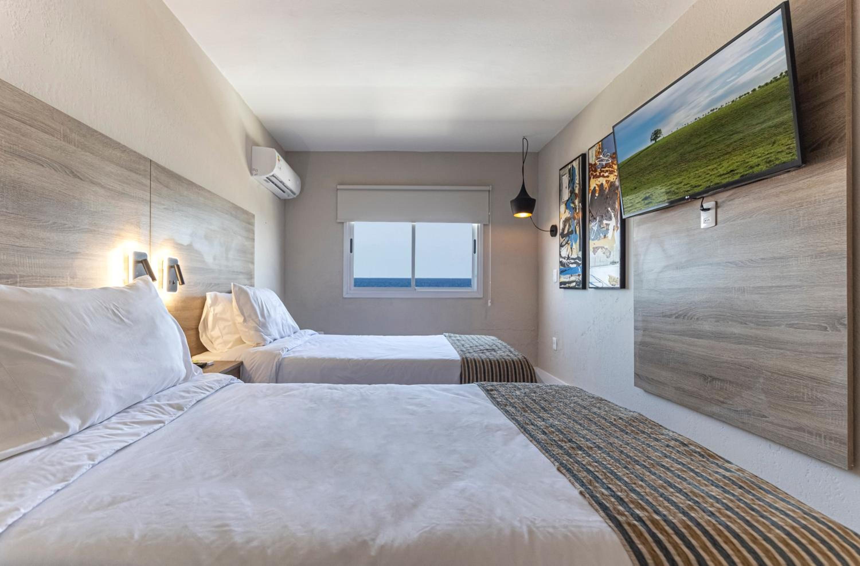 Superior Twin Room photo 2