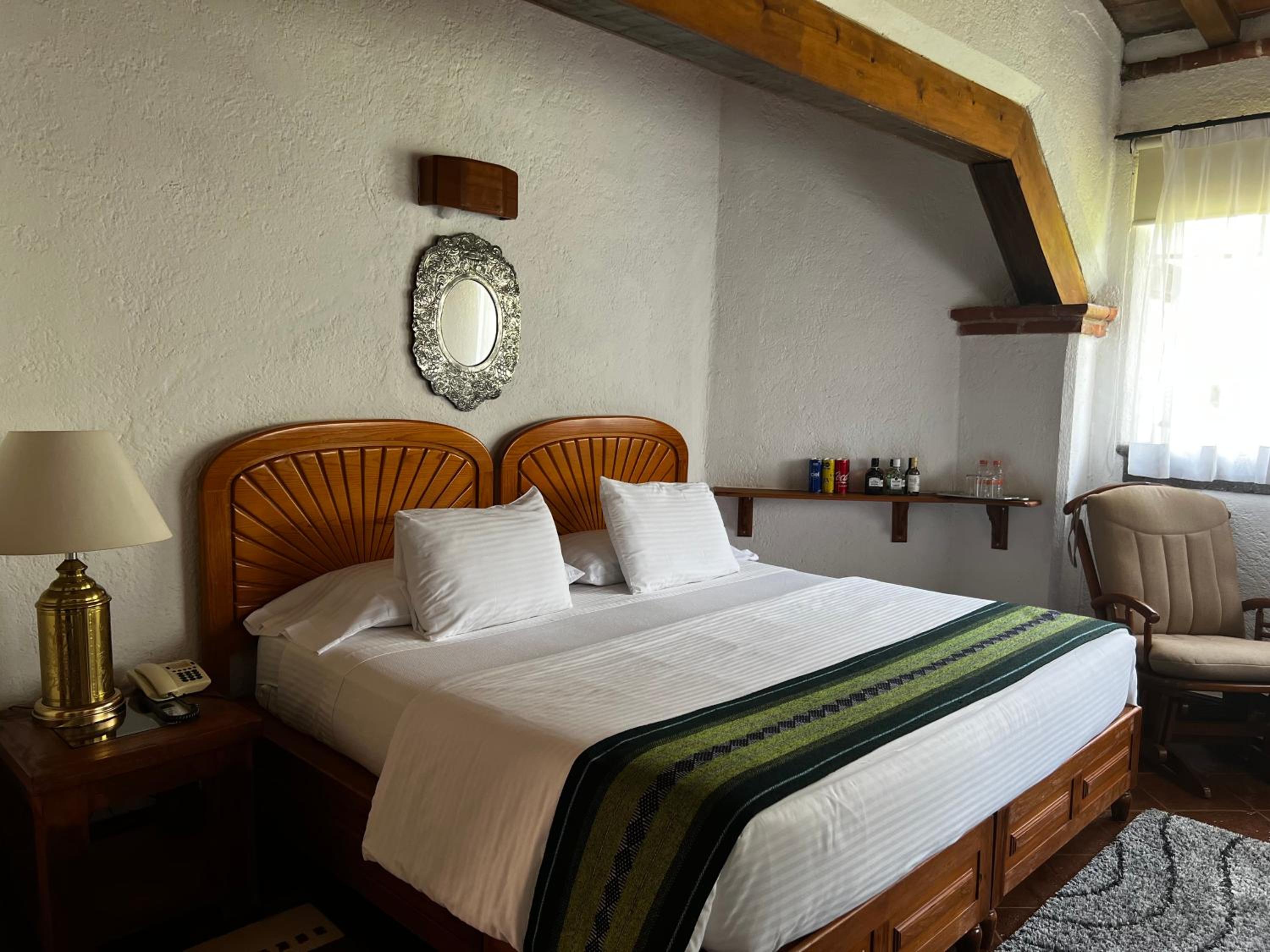 Queen Room - Photo 6