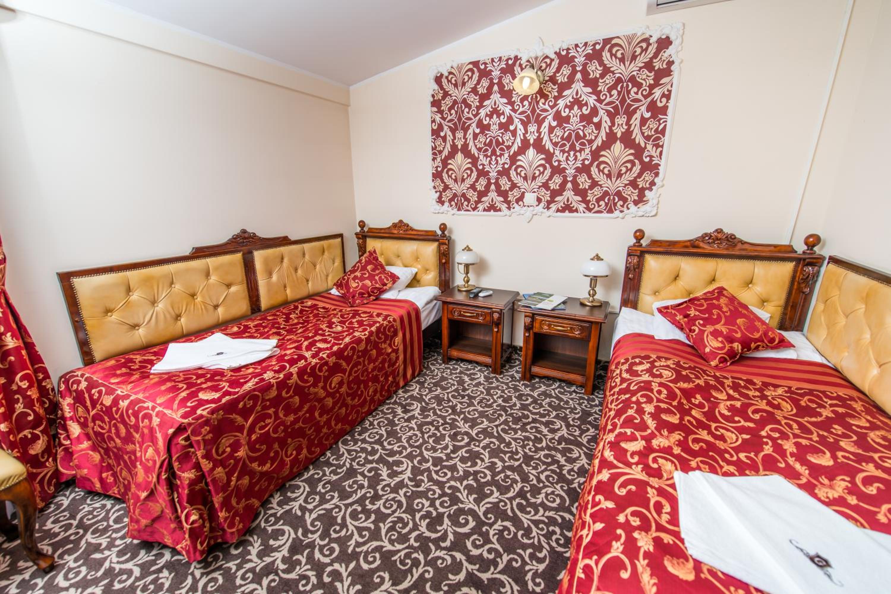 Superior Twin Room - Photo 1