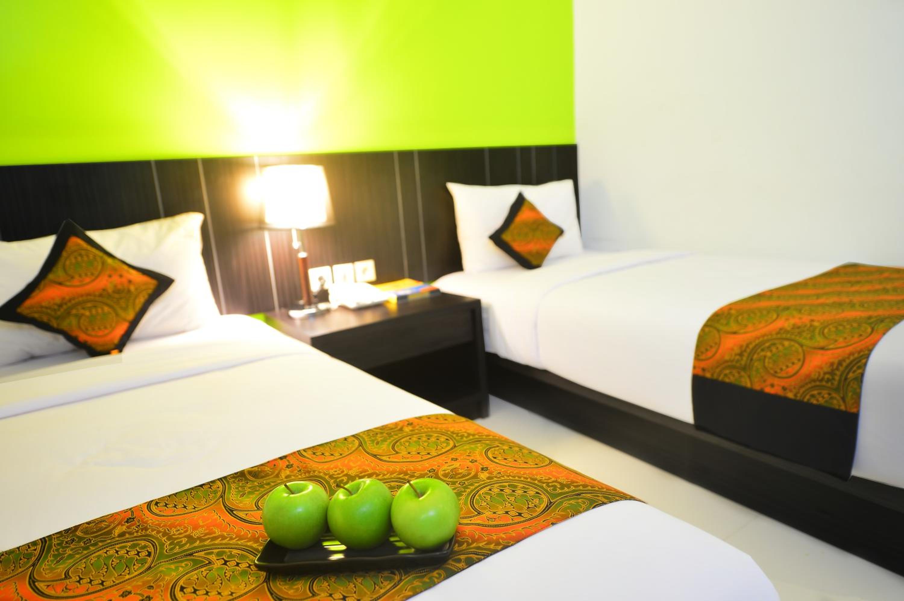 Deluxe Twin Room photo 3