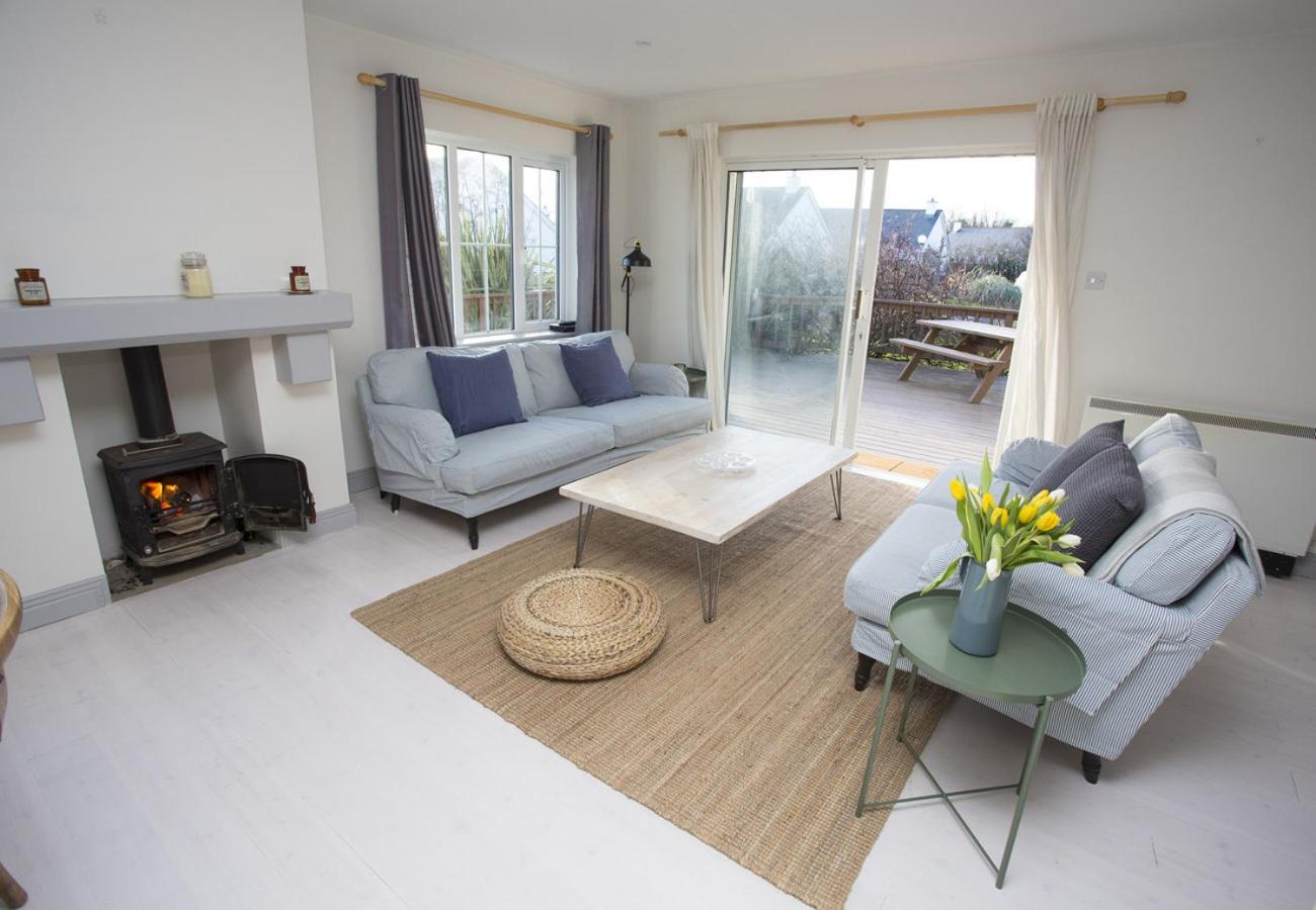 Three-Bedroom House photo 1