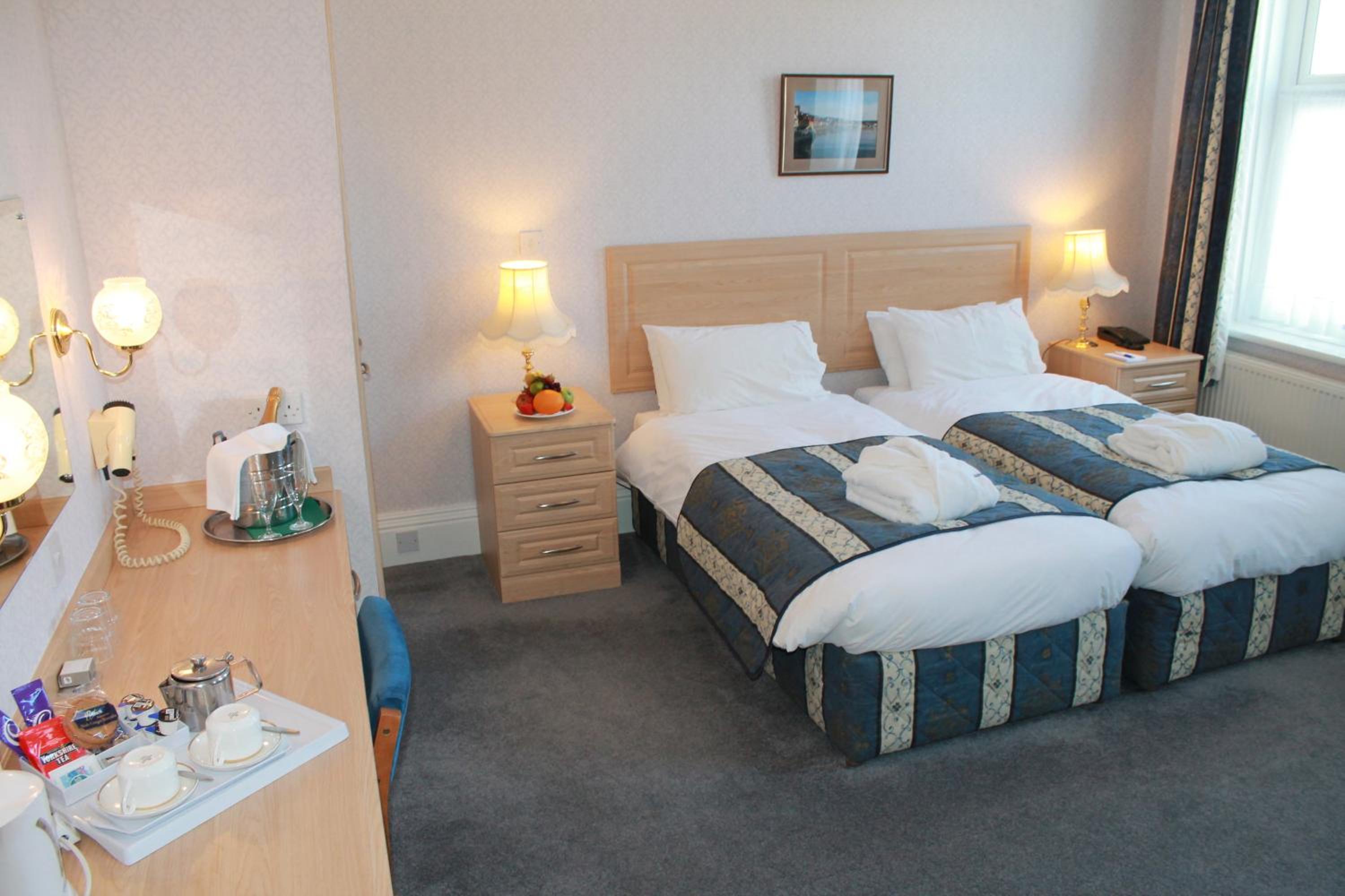 Deluxe Twin Room - Photo 19