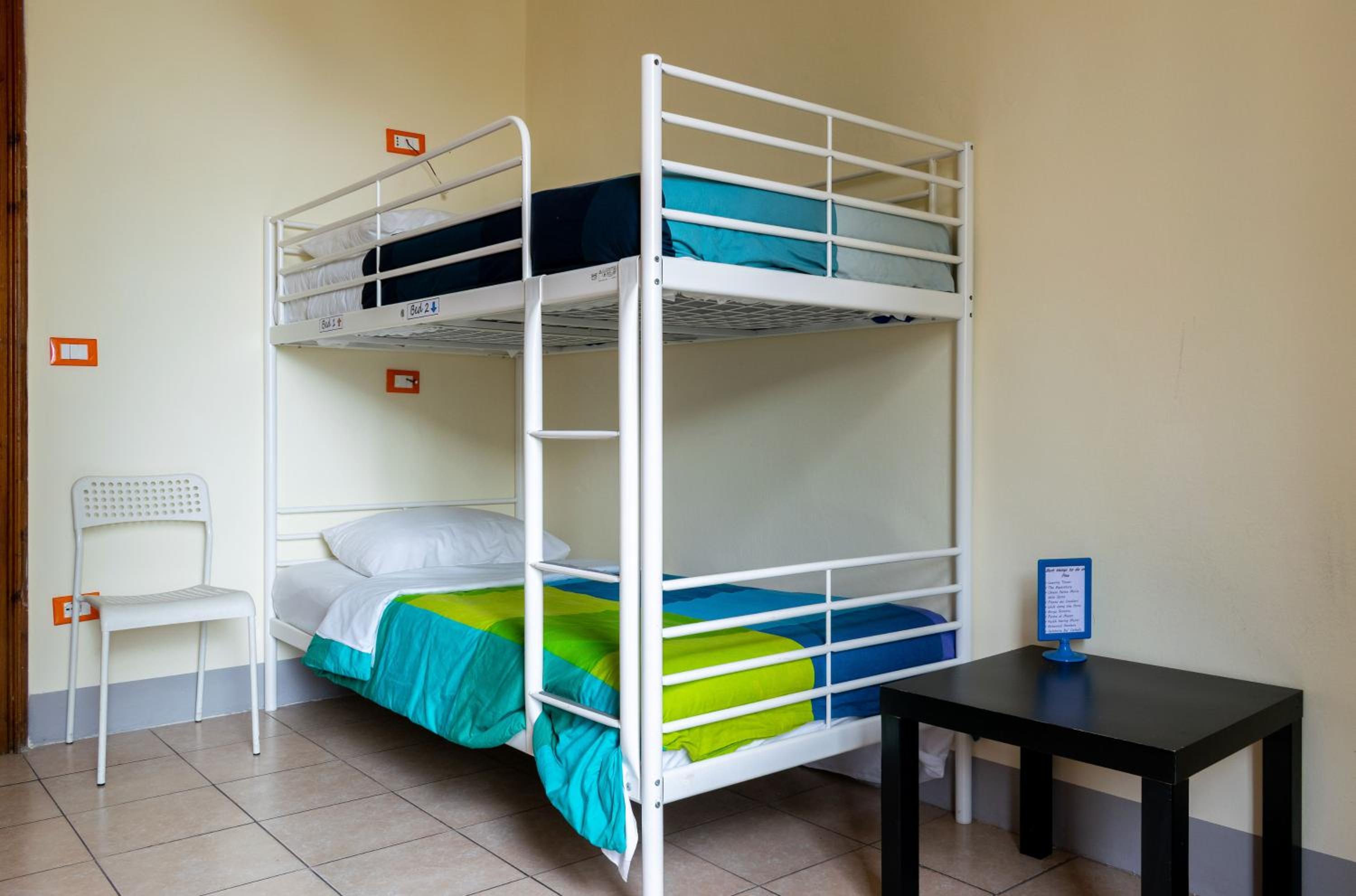 Bed in 4-Bed Mixed Dormitory Room photo 1