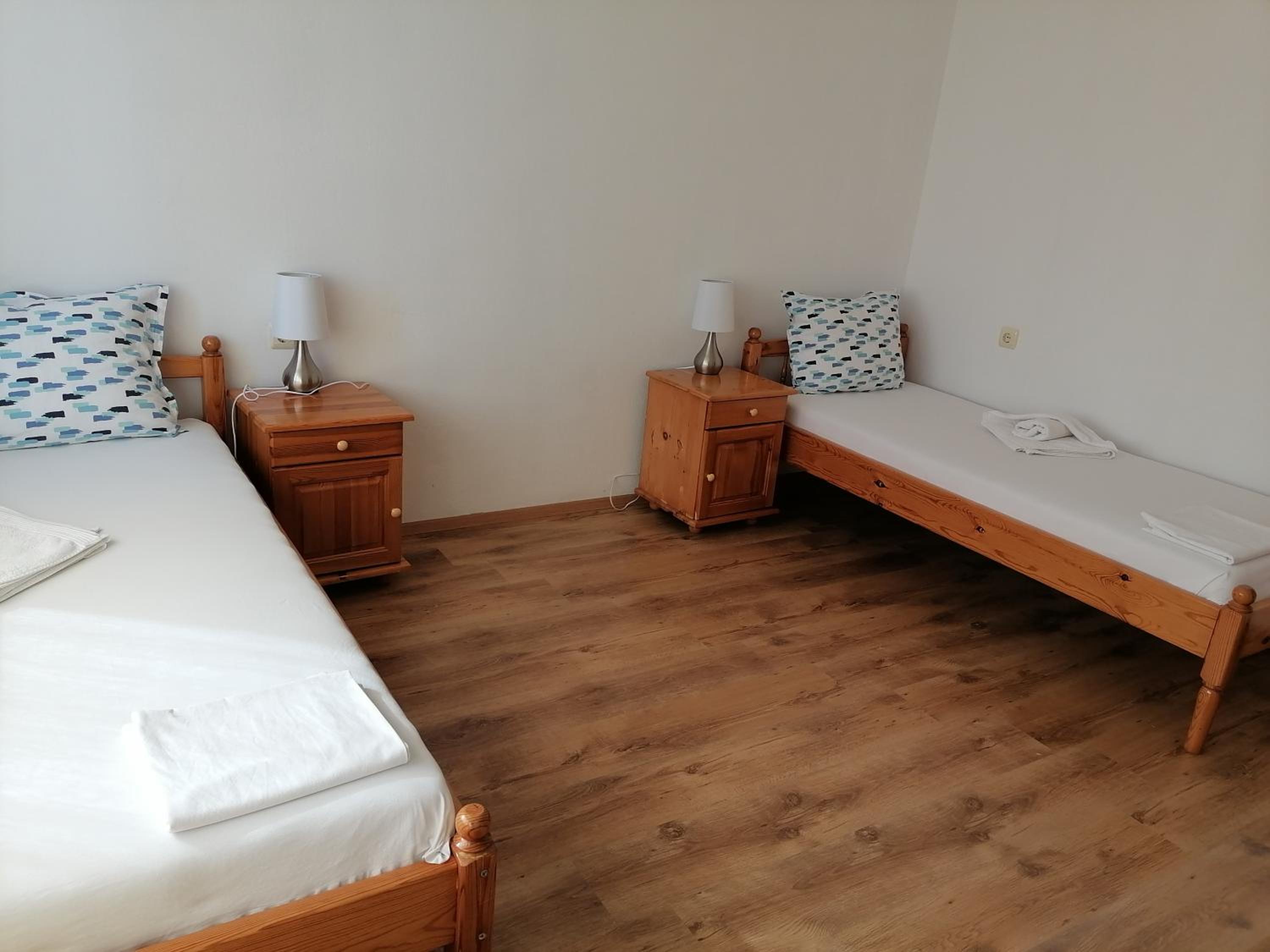 Queen Room with Balcony photo 2