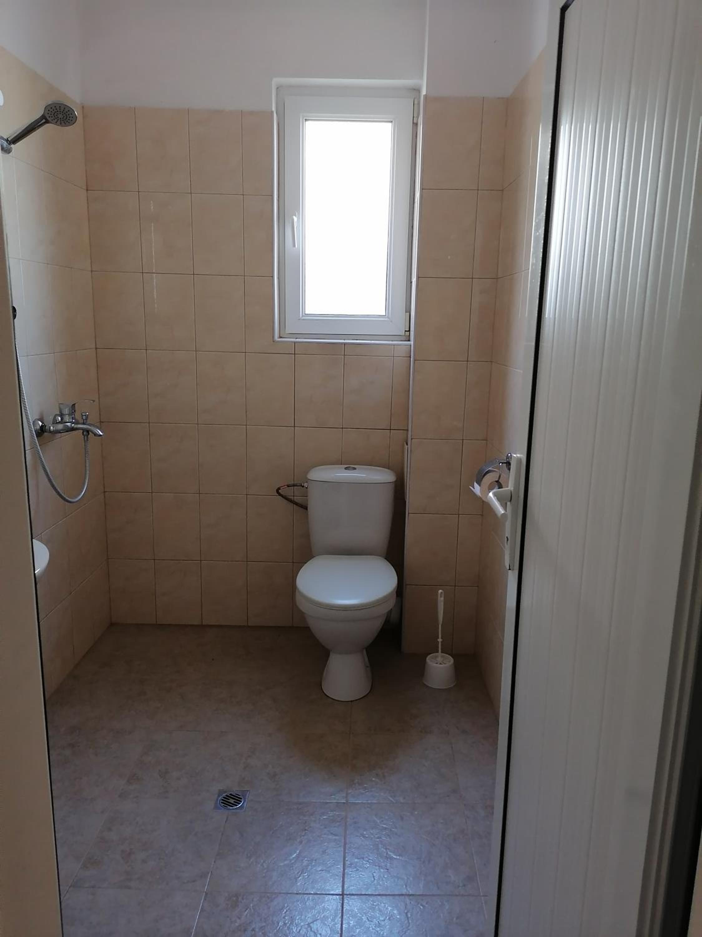 Triple Room with Private Bathroom photo 2