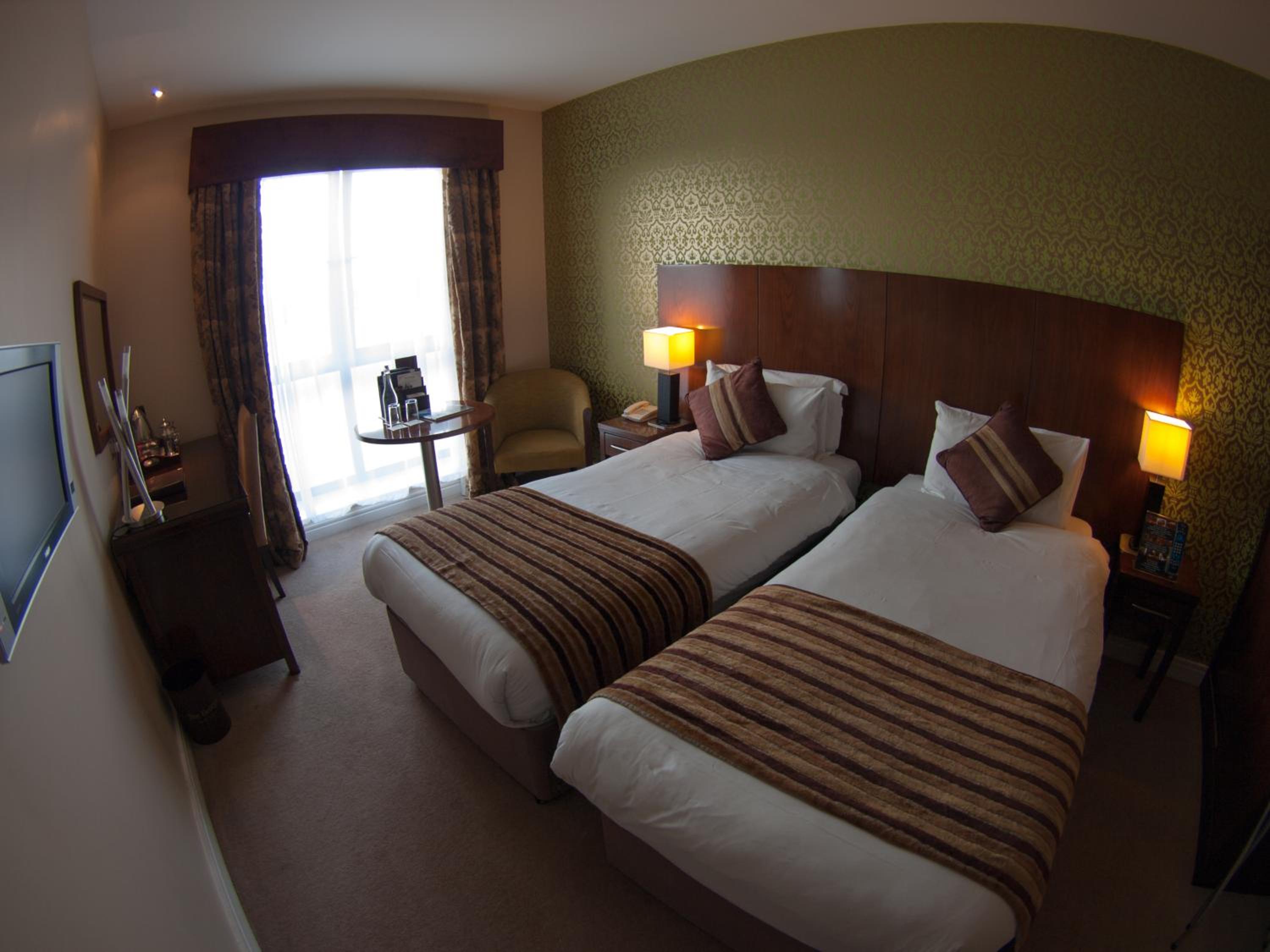 Twin Room - Photo 4