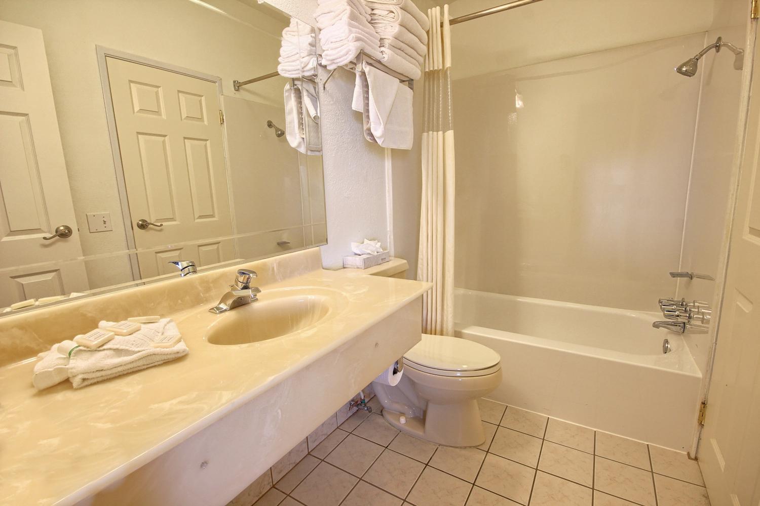 Family Suite - Photo 3