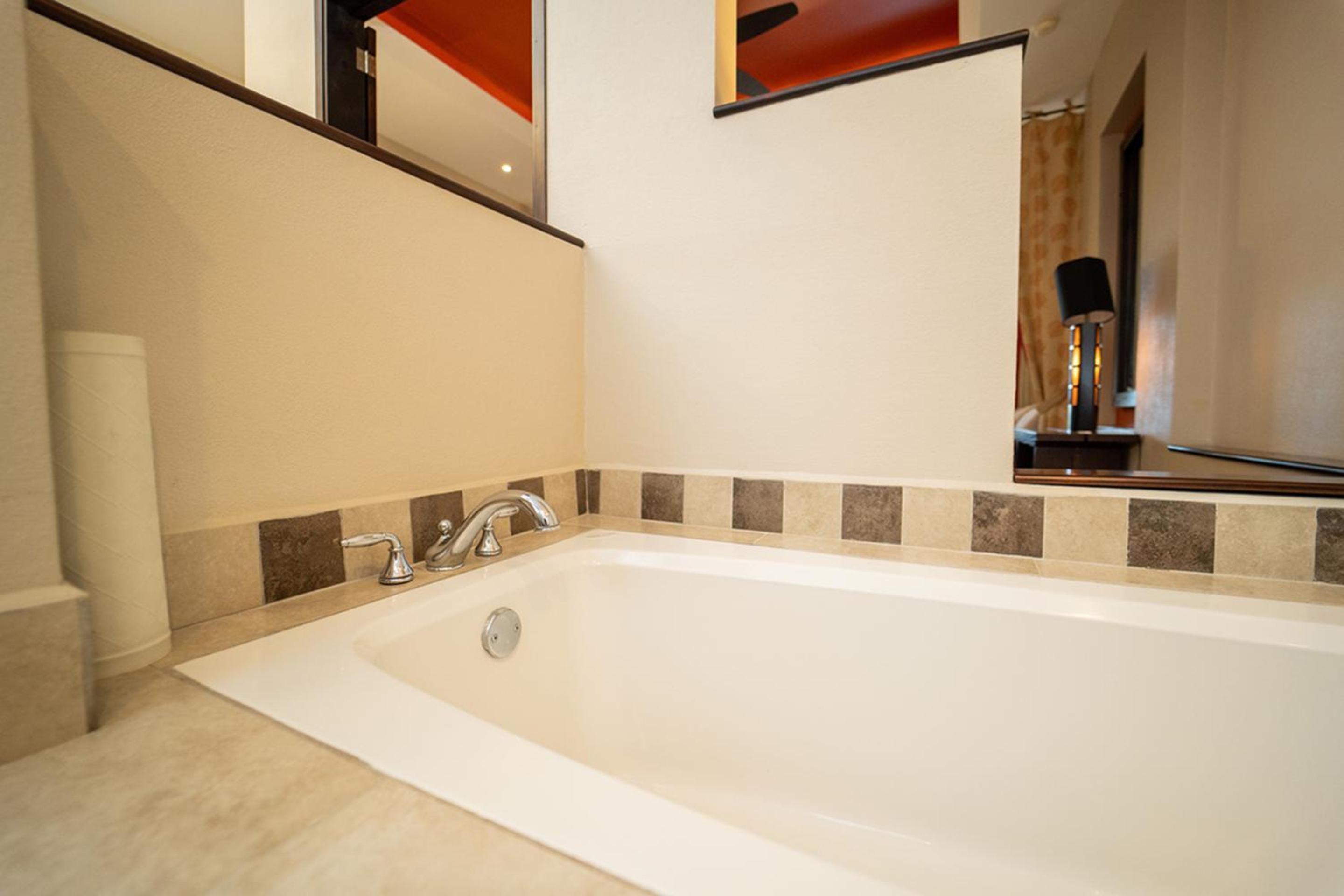 Vista Suite - Adults Only - Photo 8