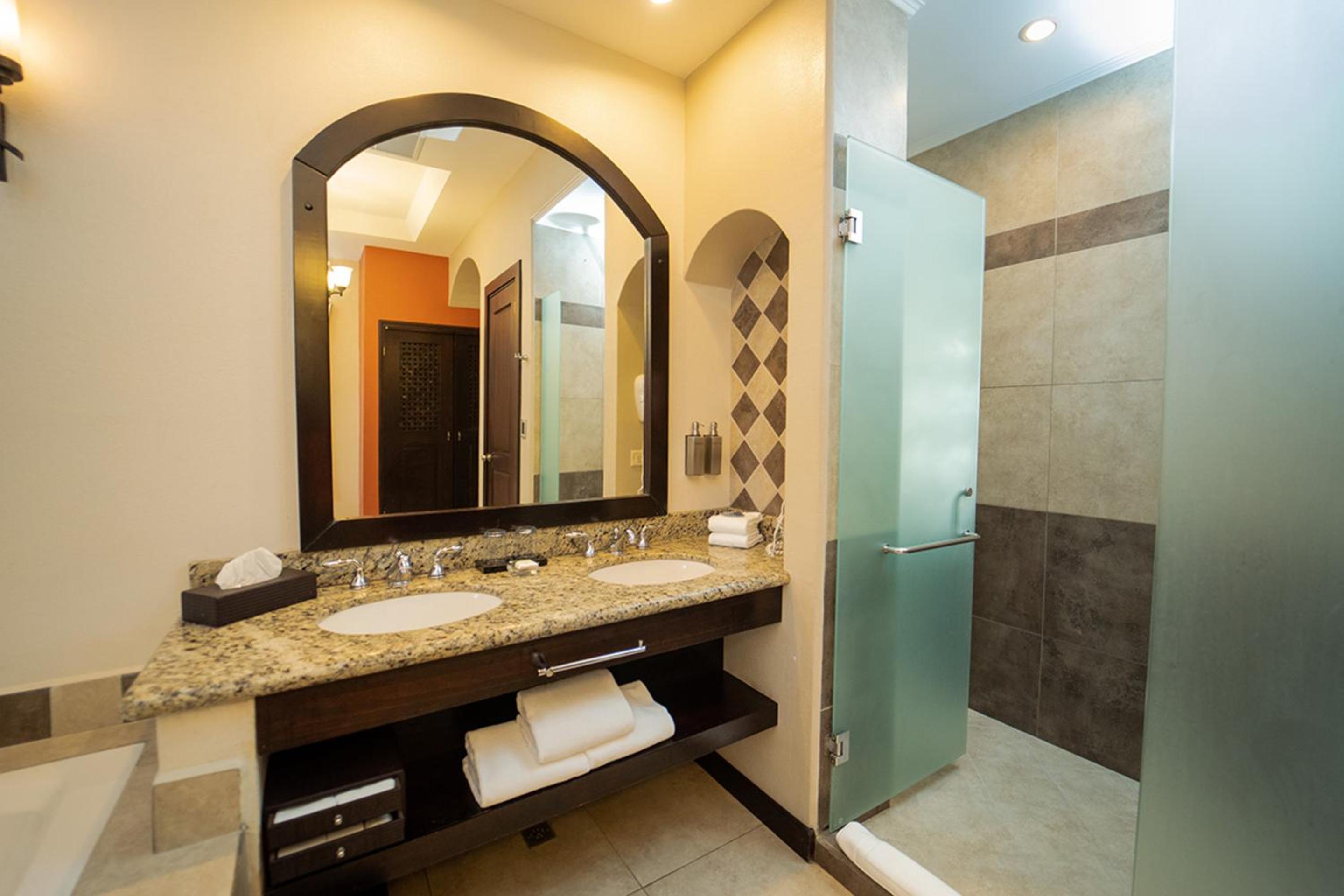 Vista Suite - Adults Only - Photo 10