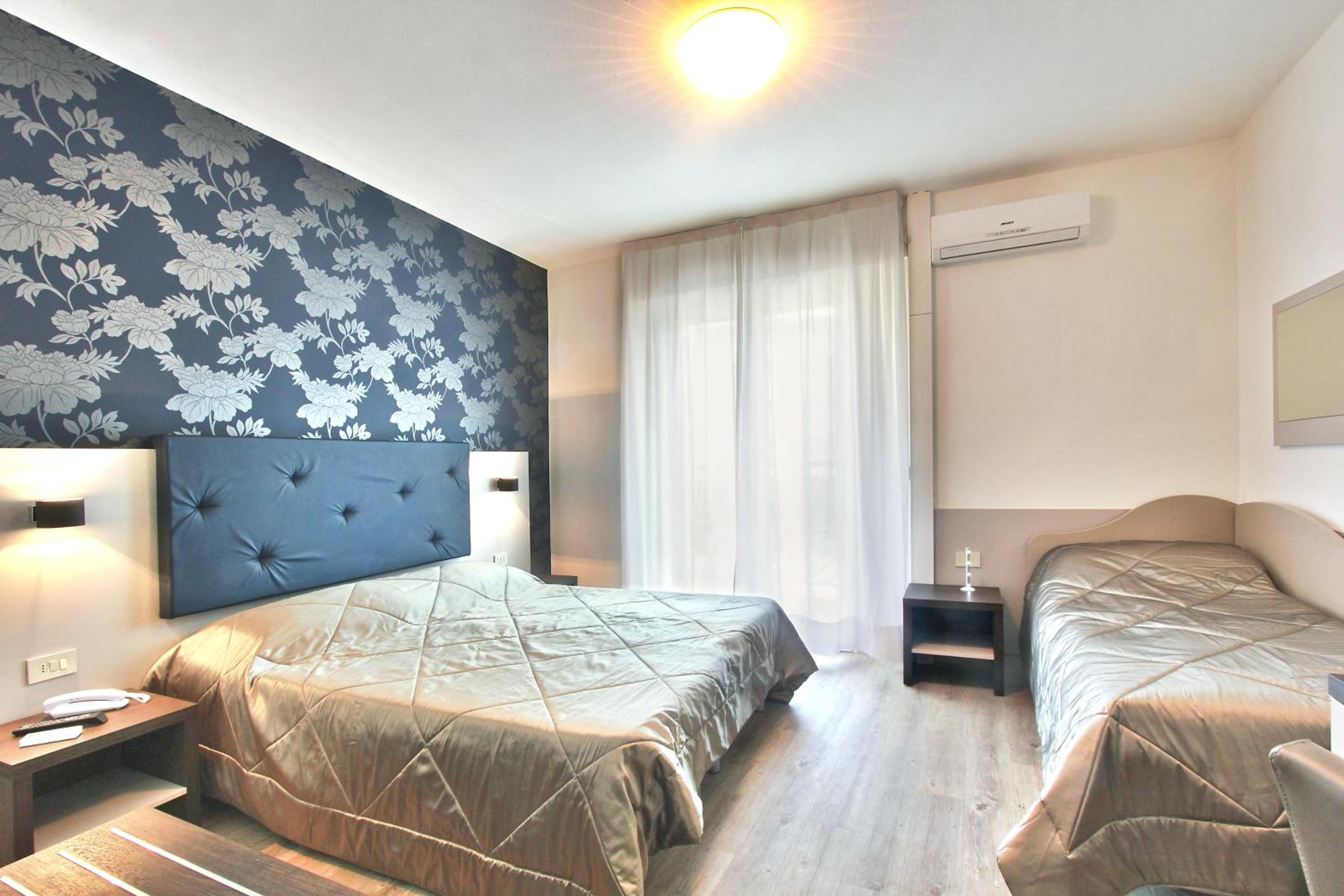Triple Room - Photo 2